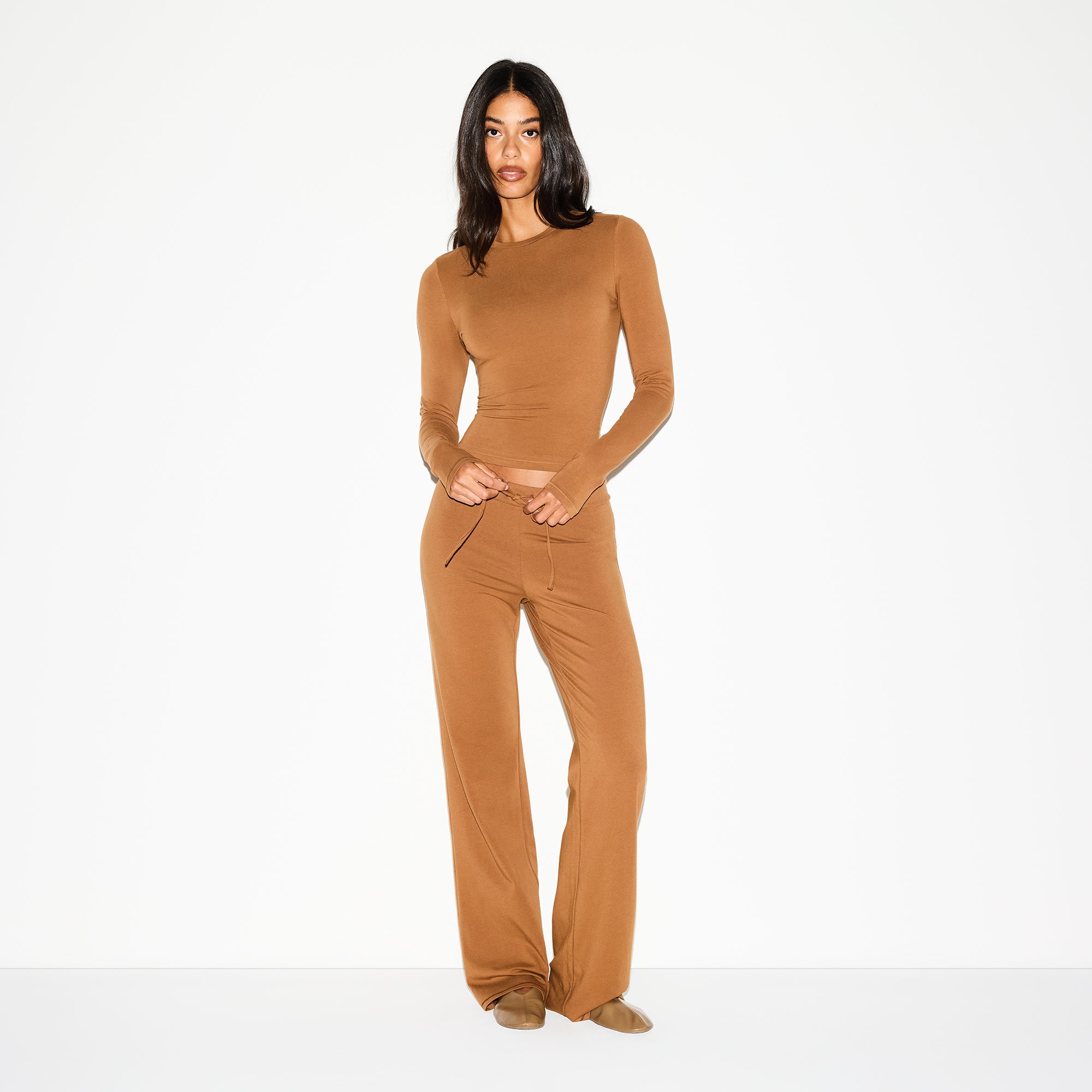 STRAIGHT LEG PANT