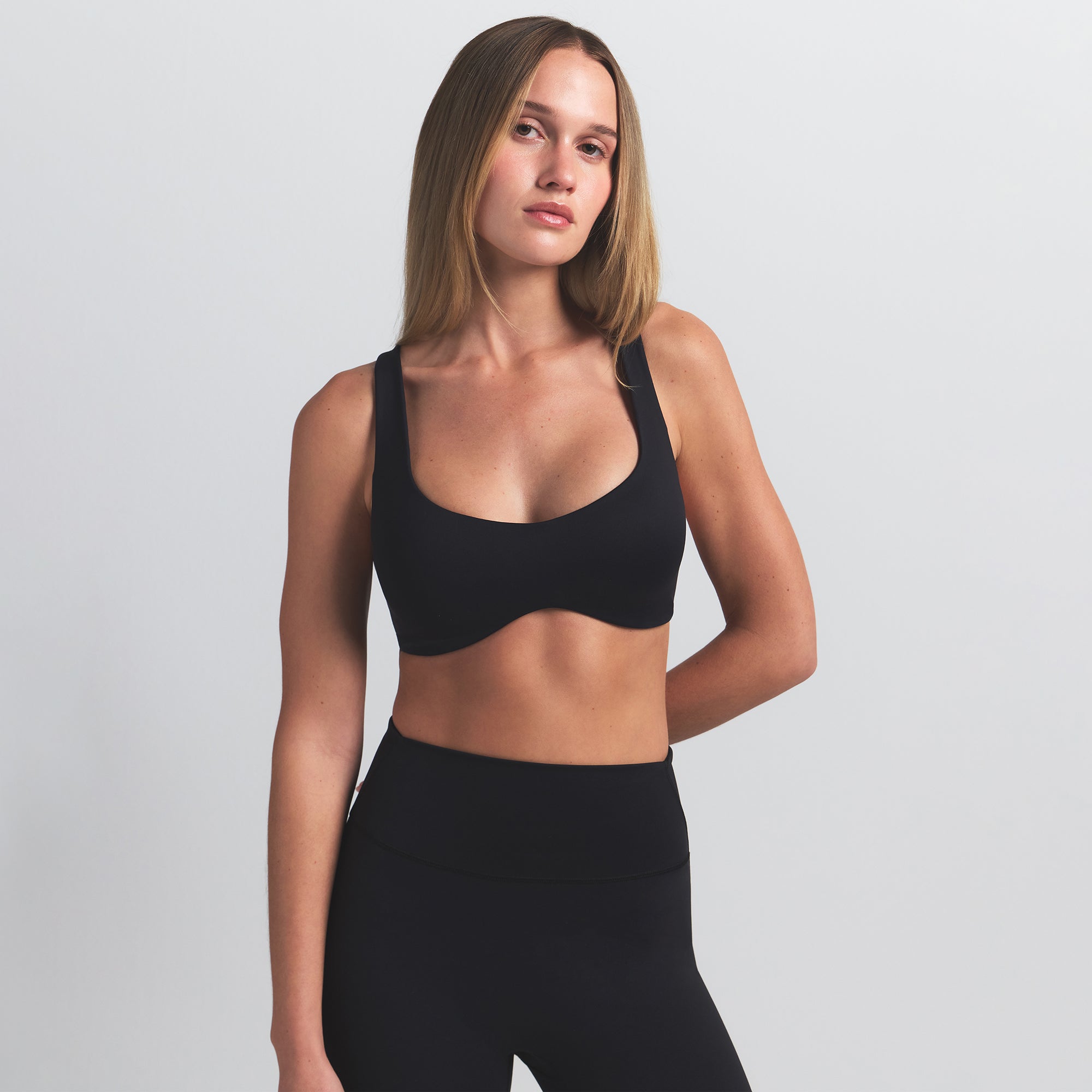 SHAPING SCOOP BRA - Image 3