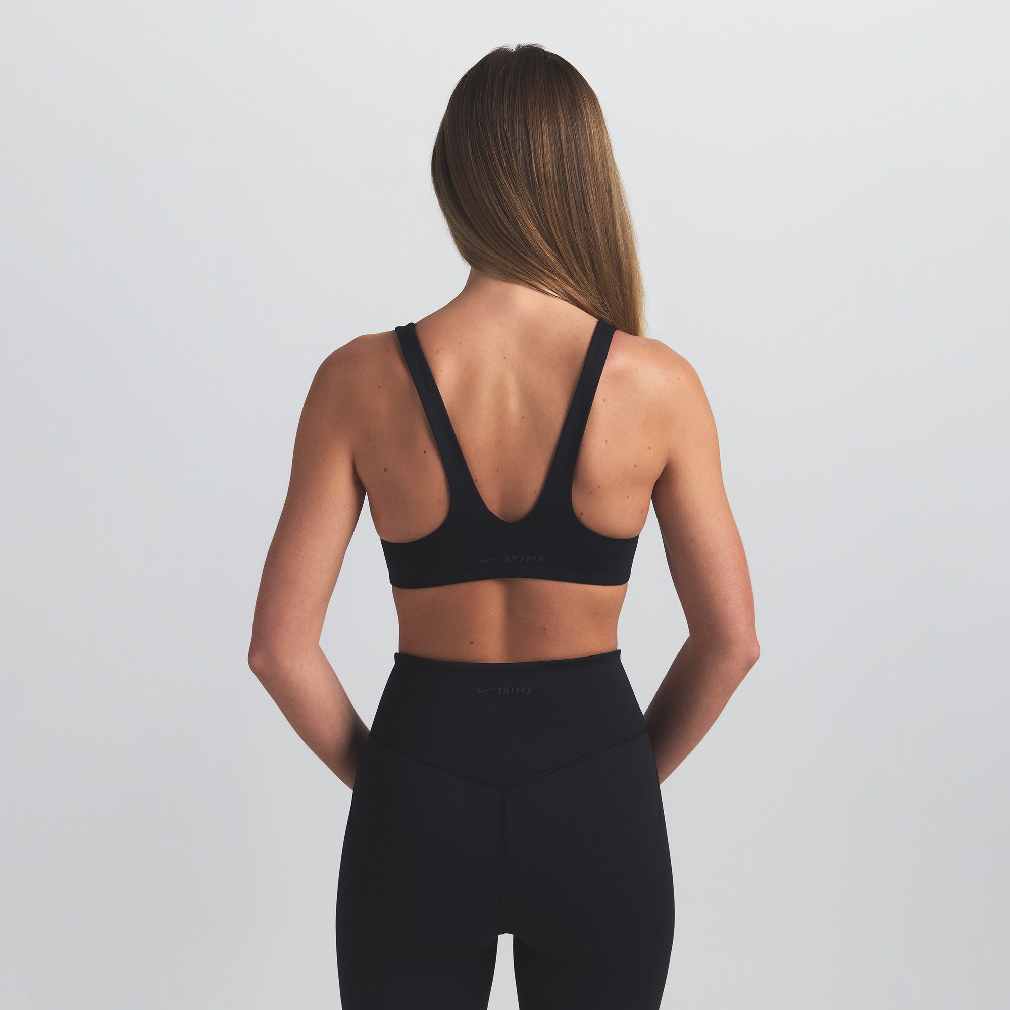SHAPING SCOOP BRA - Image 4