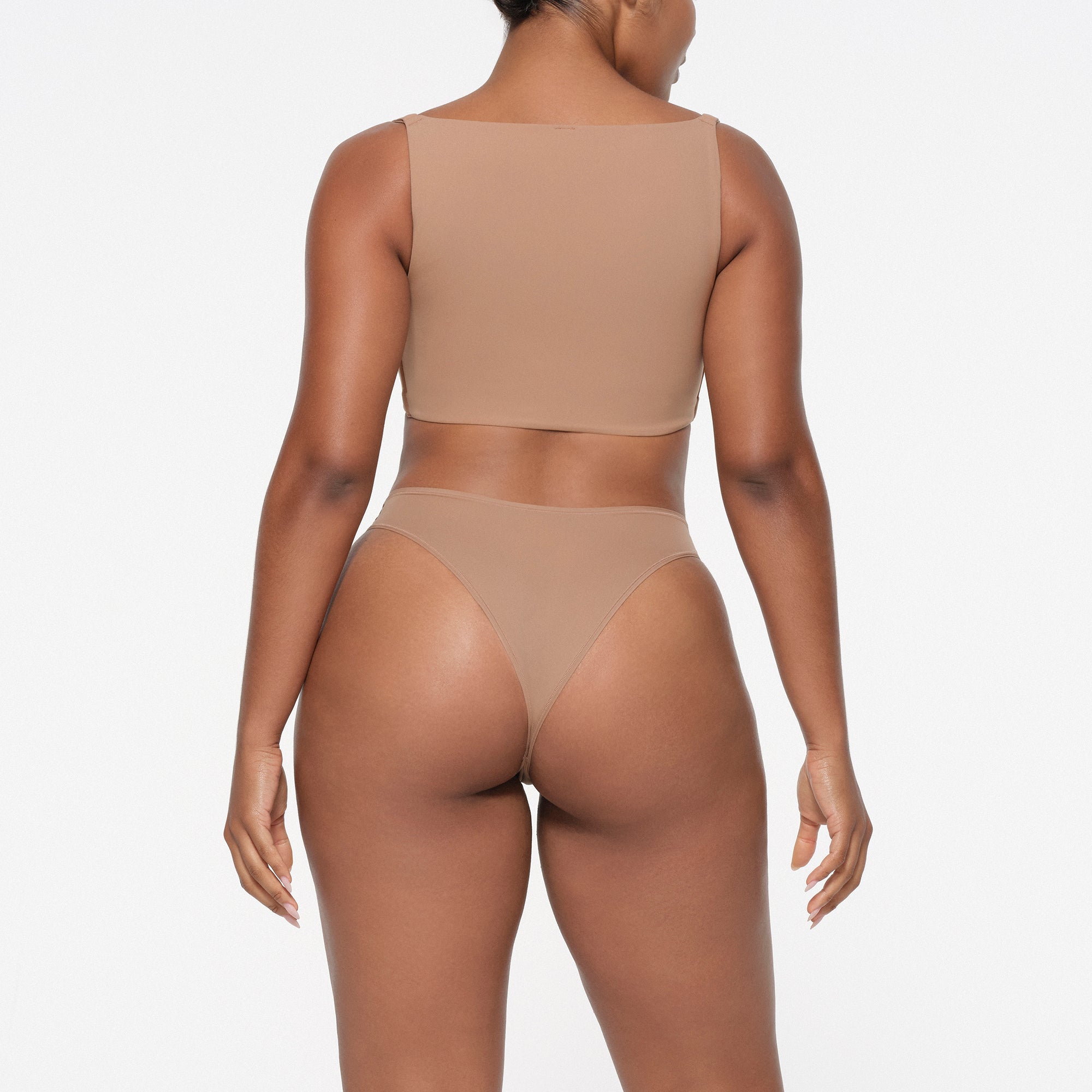BACK SMOOTHING FULL COVERAGE BRA - Image 3