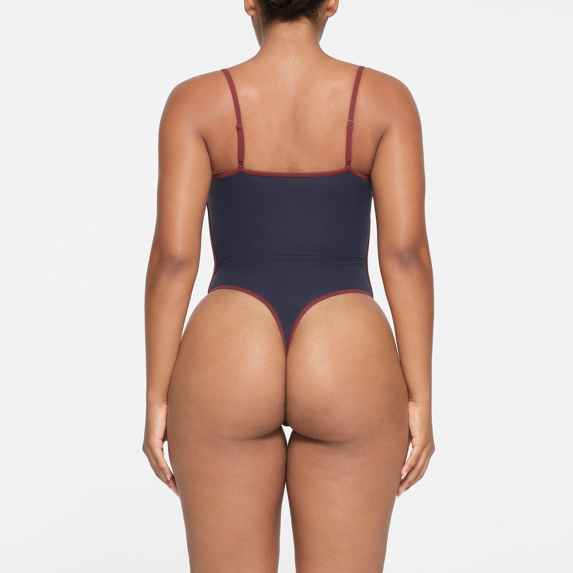 CONTRAST TRIM SCOOP NECK BODYSUIT - Image 3