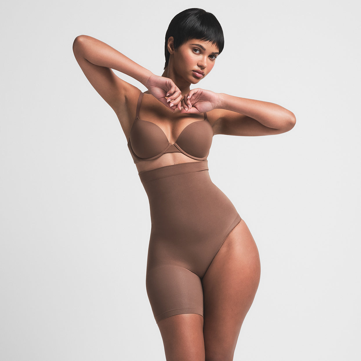 SEAMLESS SCULPT SOLUTION SHORT LEFT LEG EXPOSED - Image 3