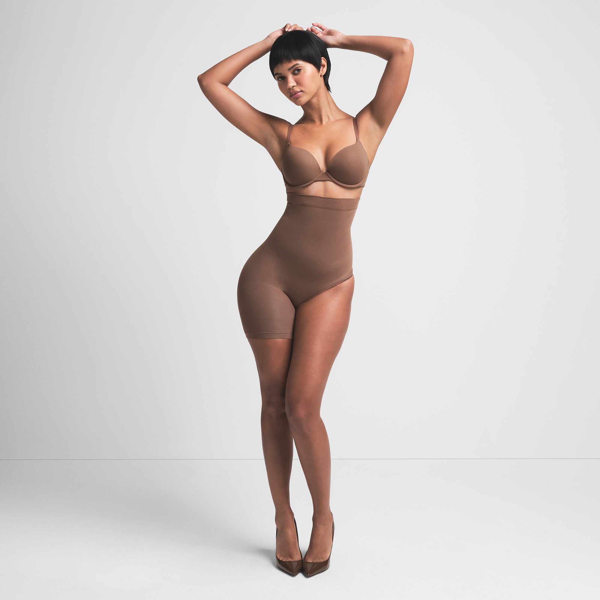 SEAMLESS SCULPT SOLUTION SHORT LEFT LEG EXPOSED - Image 8
