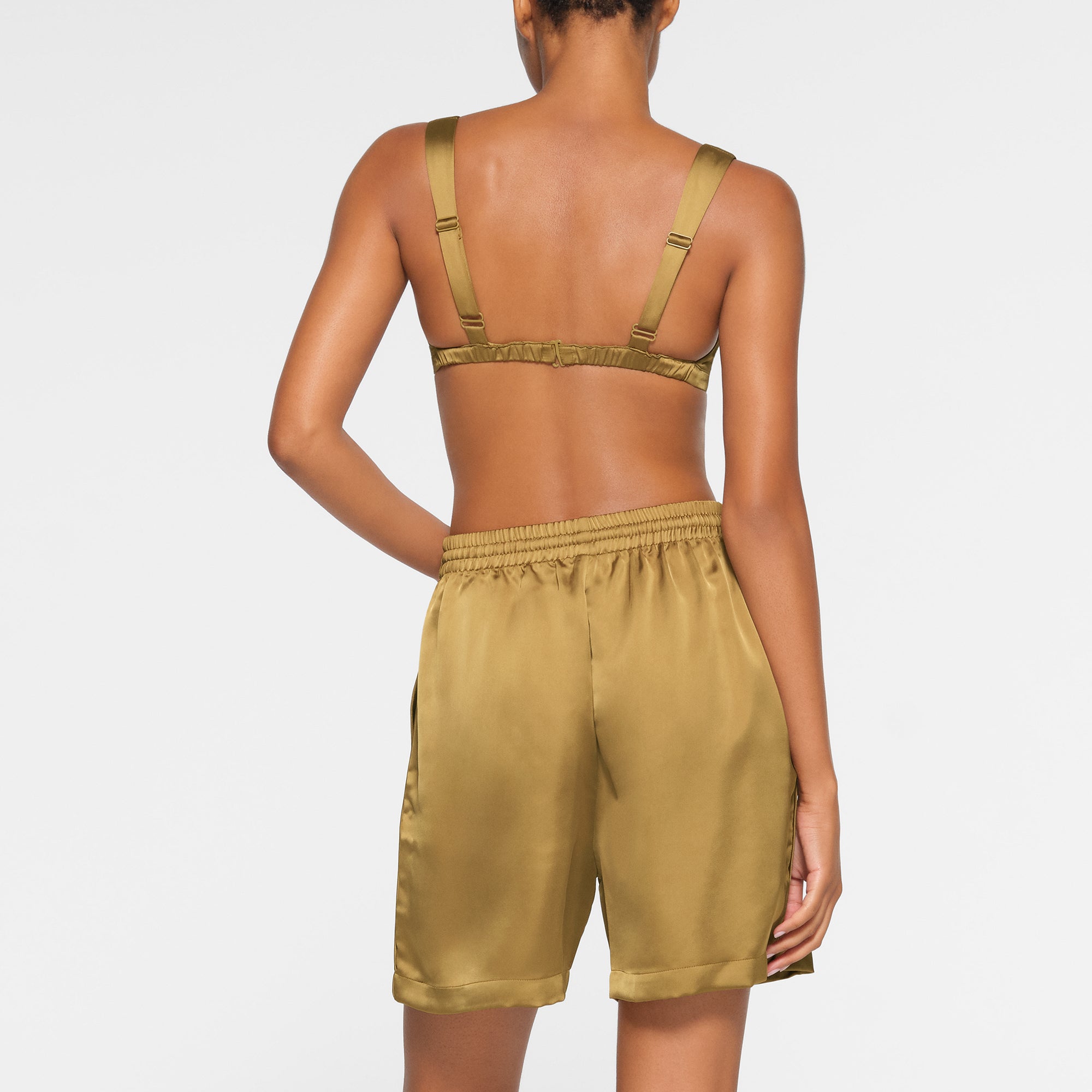 LOOSE SHORT - Image 3