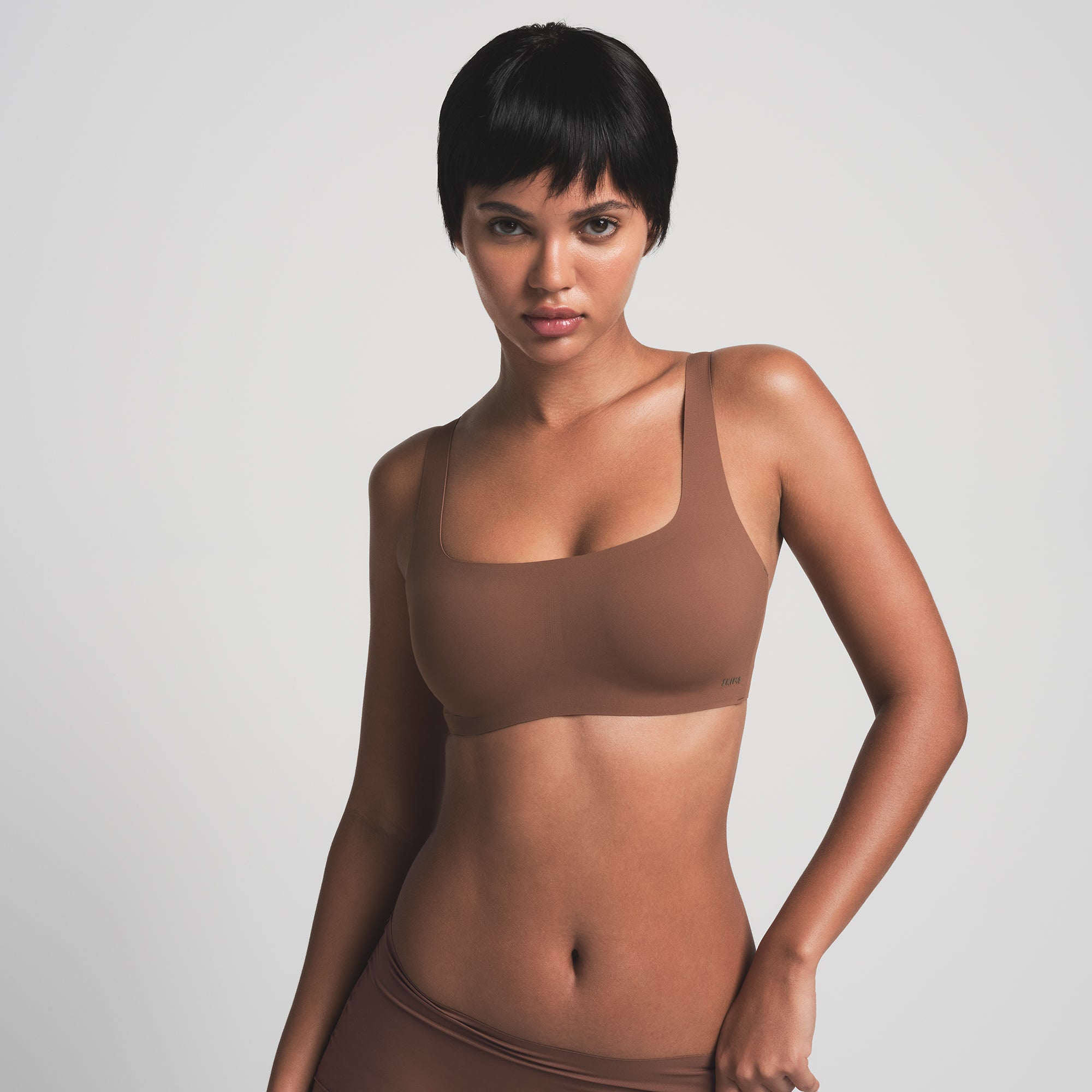 SCOOP BRALETTE - Image 2
