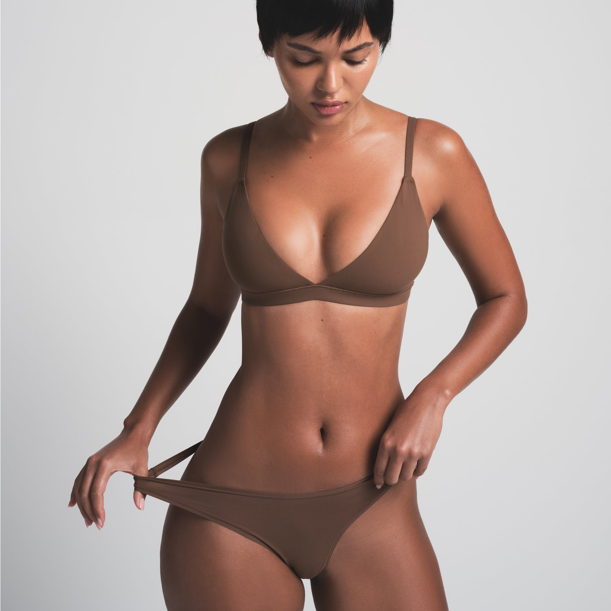 TRIANGLE BRALETTE - Image 2