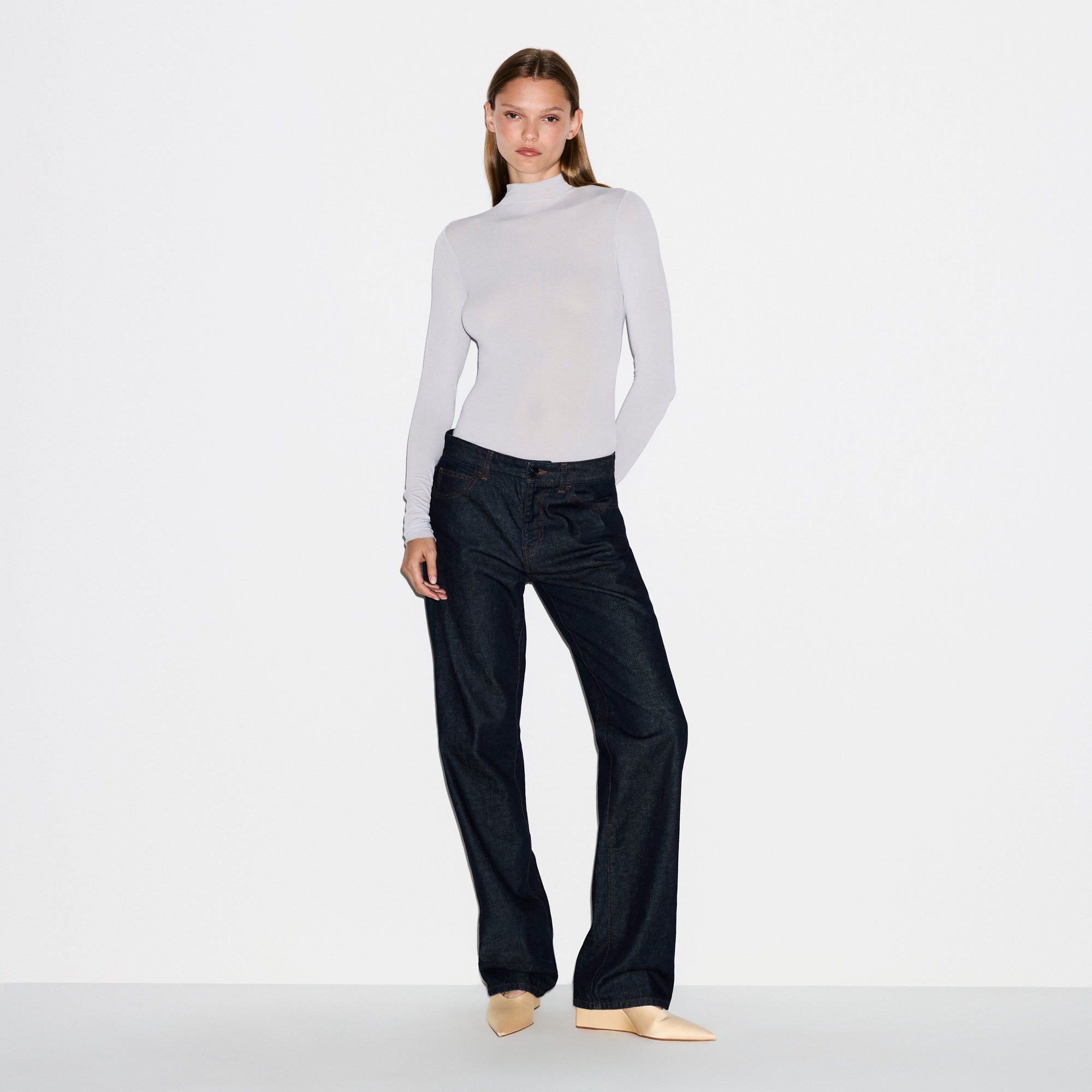 LONG SLEEVE TURTLENECK BODYSUIT