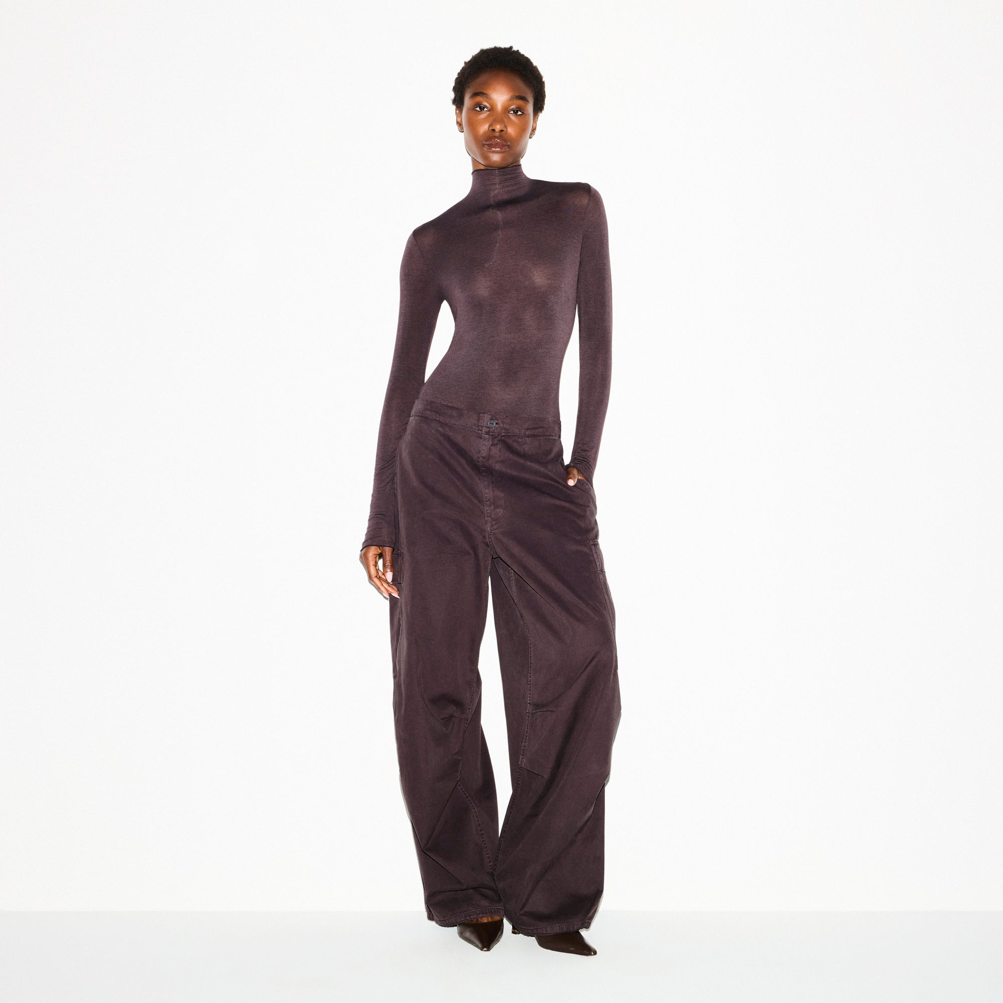 LONG SLEEVE TURTLENECK BODYSUIT