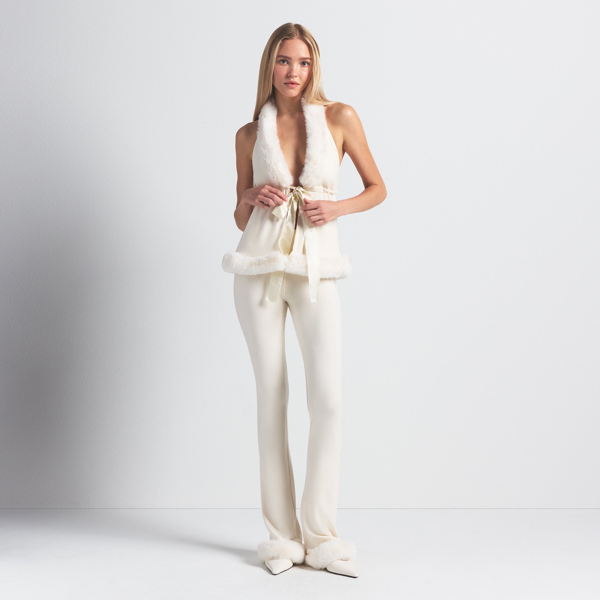 SLIM FLARE PANT