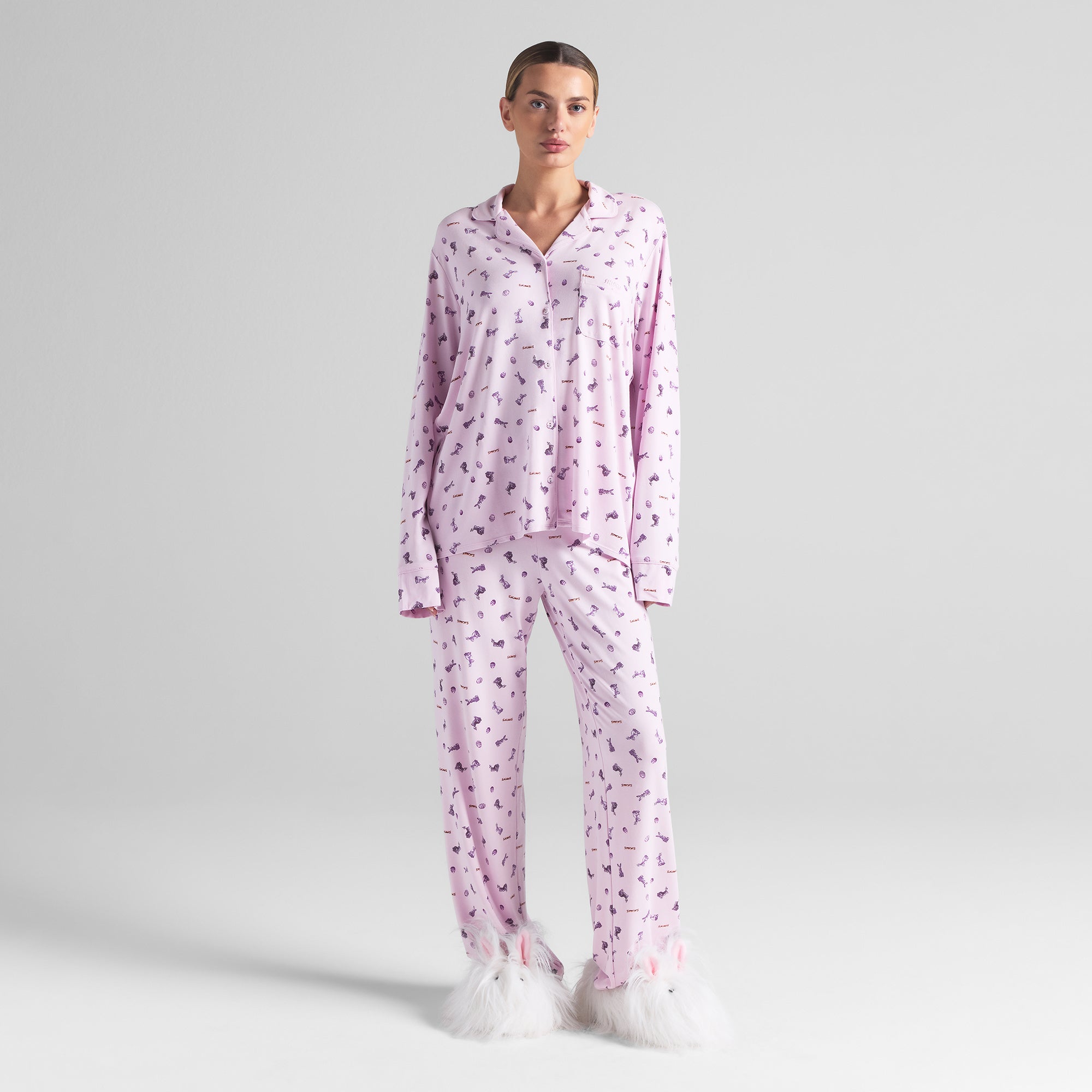 PLUSH BUNNY SLIPPER - Image 2