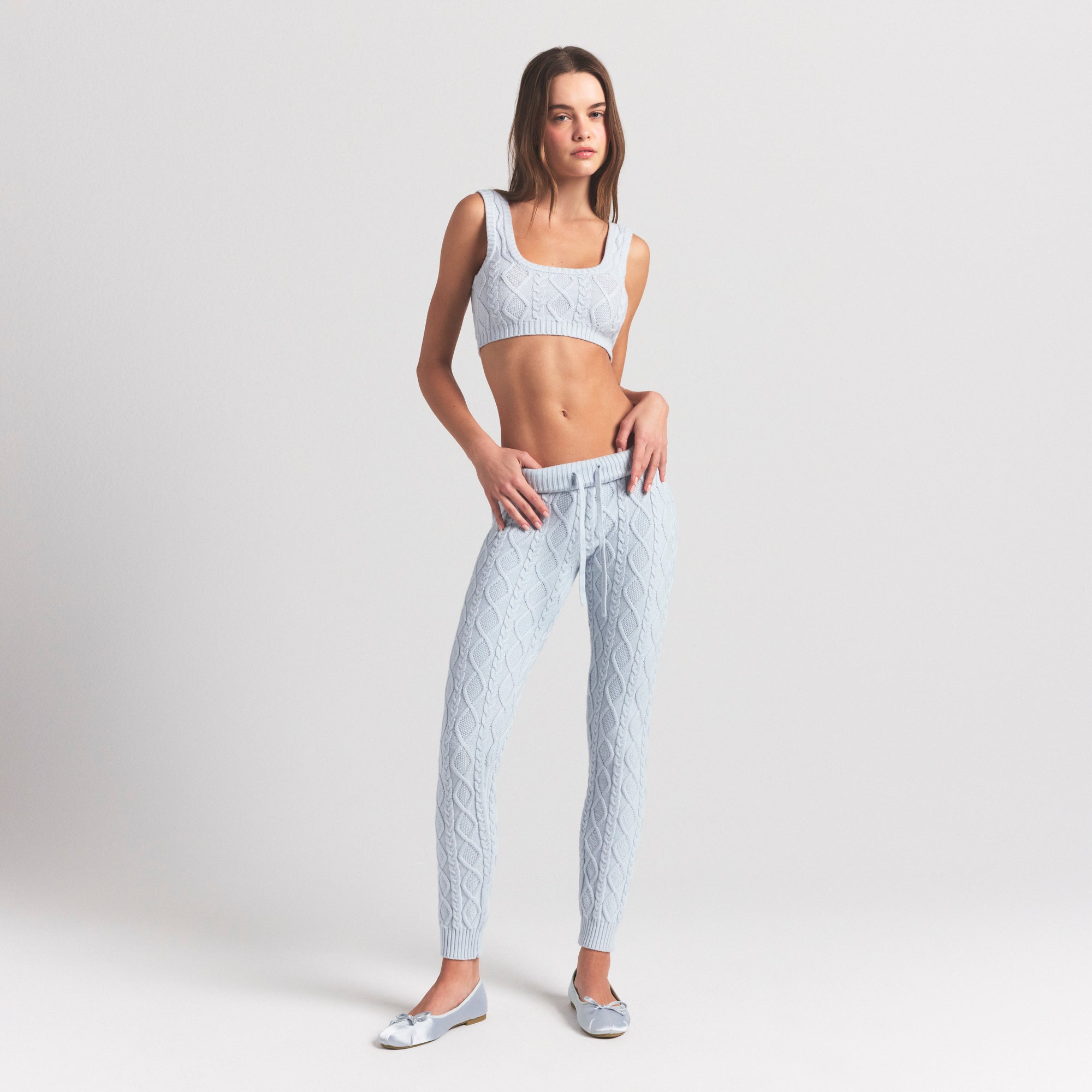 CABLE KNIT LEGGING