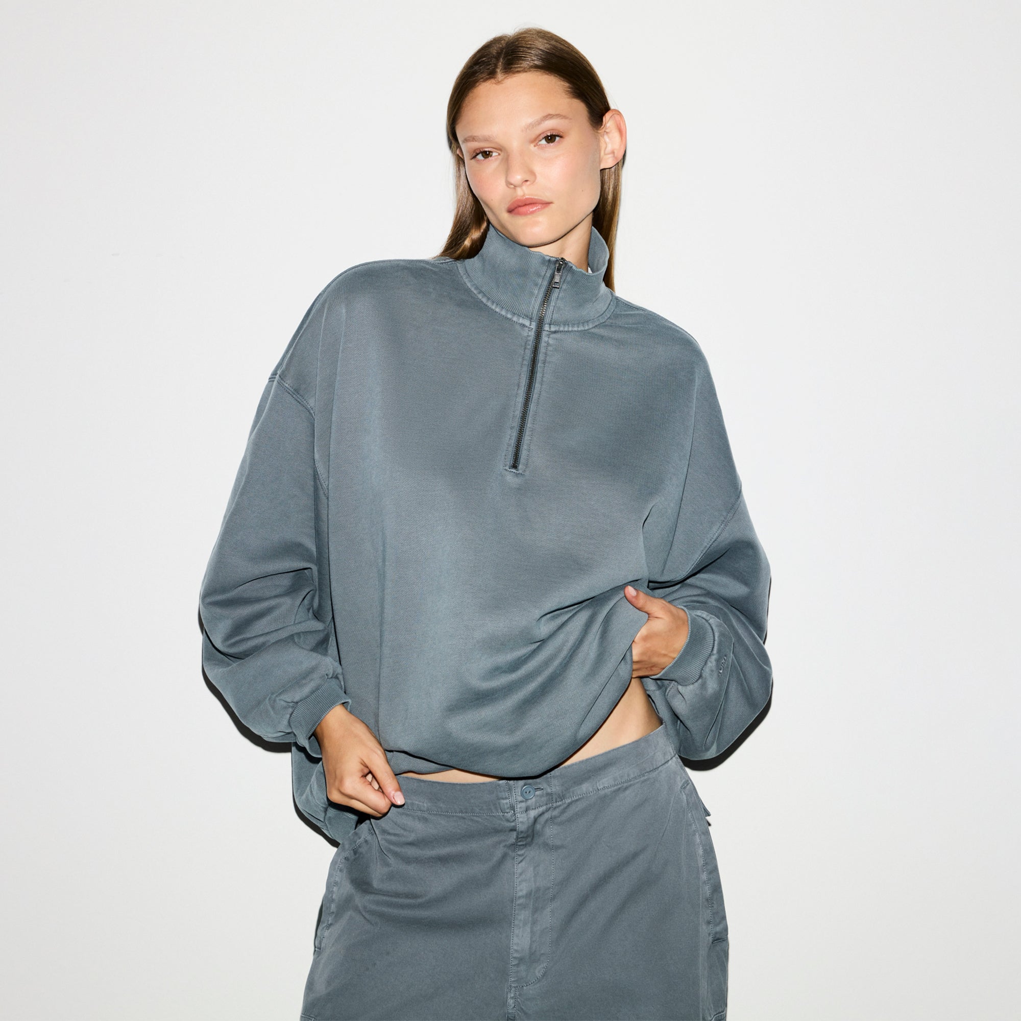 OVERSIZED HALF ZIP - Image 2