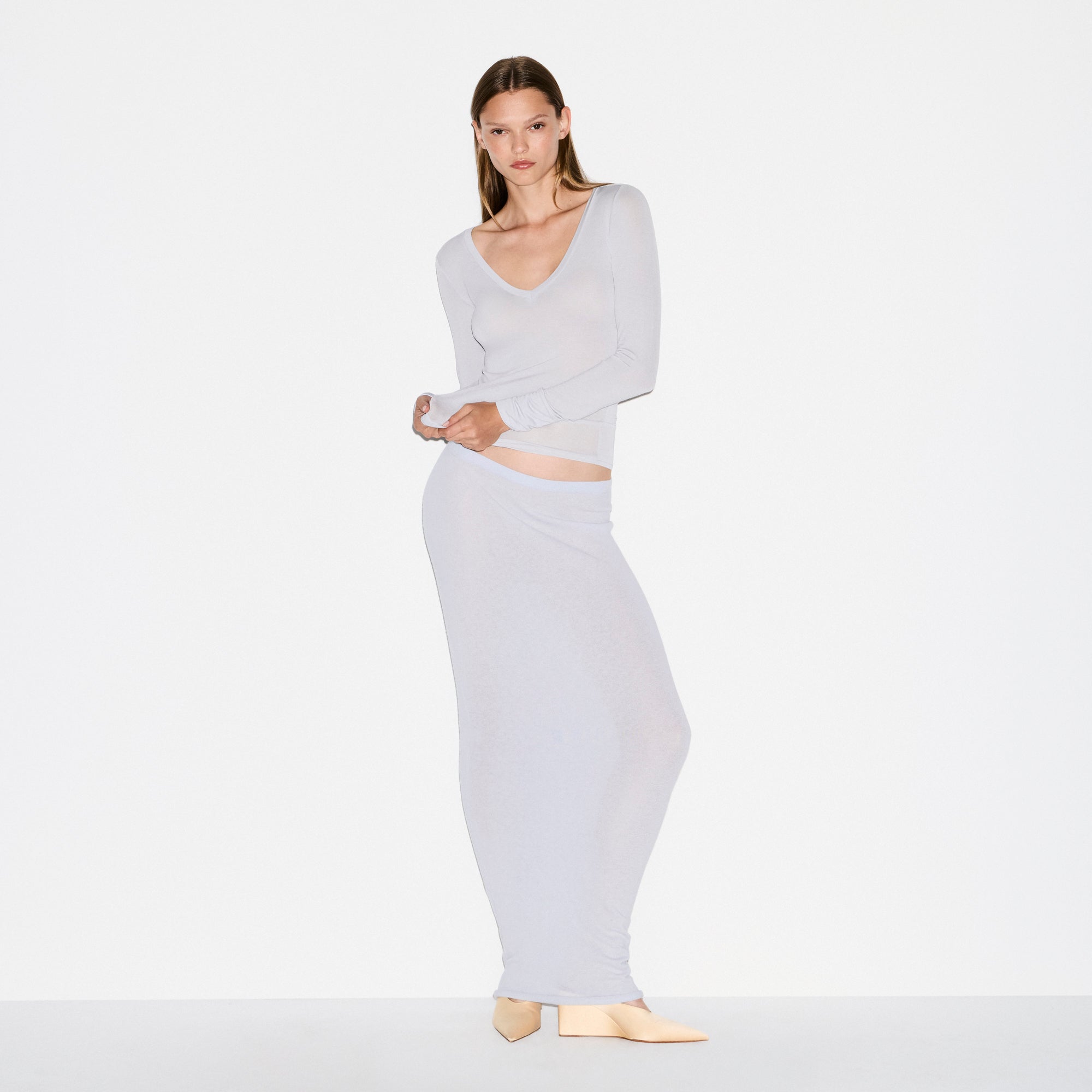 LONG SLEEVE V NECK - Image 2