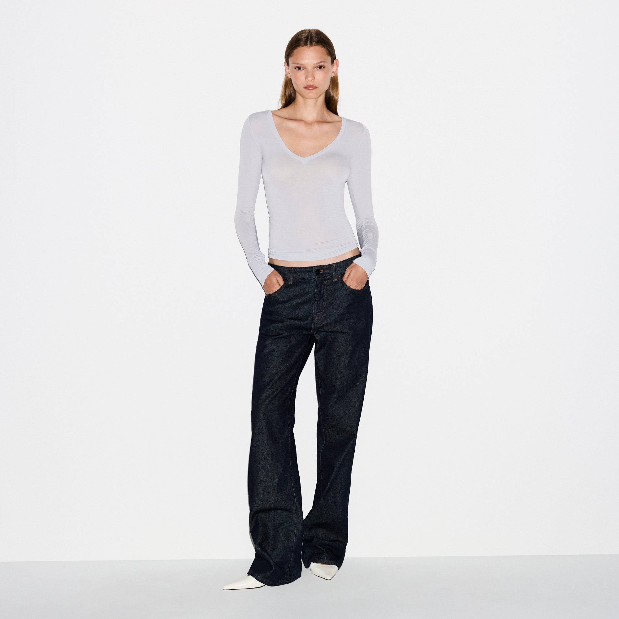 LONG SLEEVE V NECK - Image 4