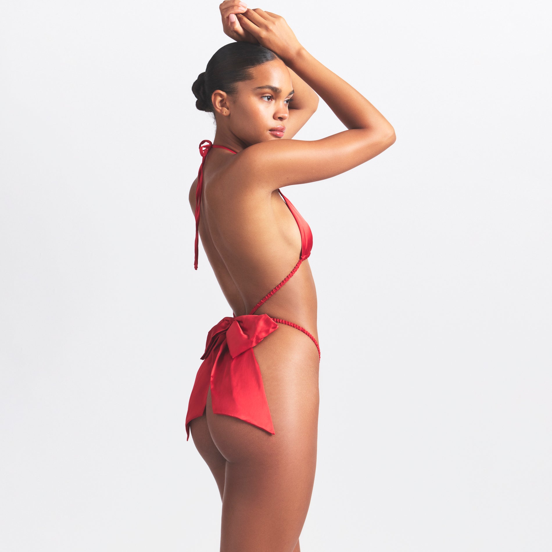SKIMPY BOW TEDDY