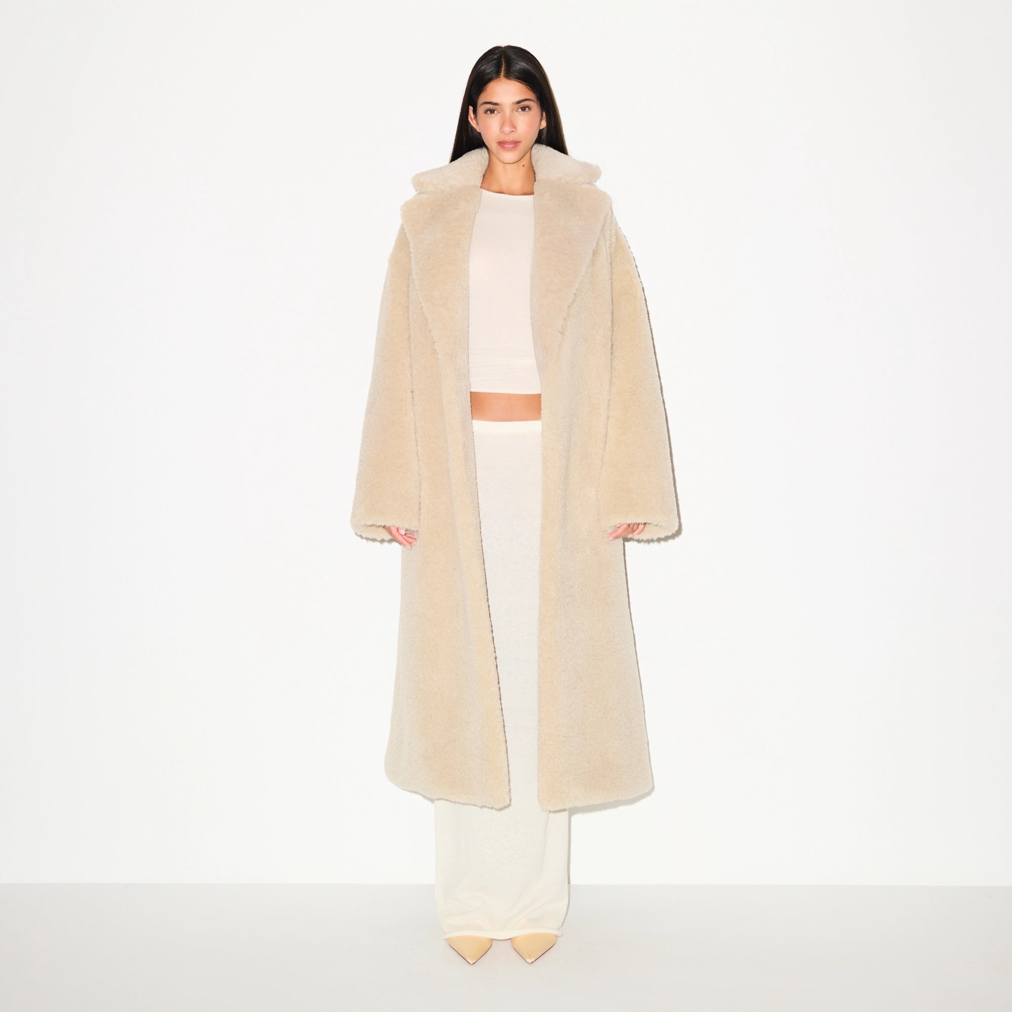 OVERSIZED LONG COAT - Image 2