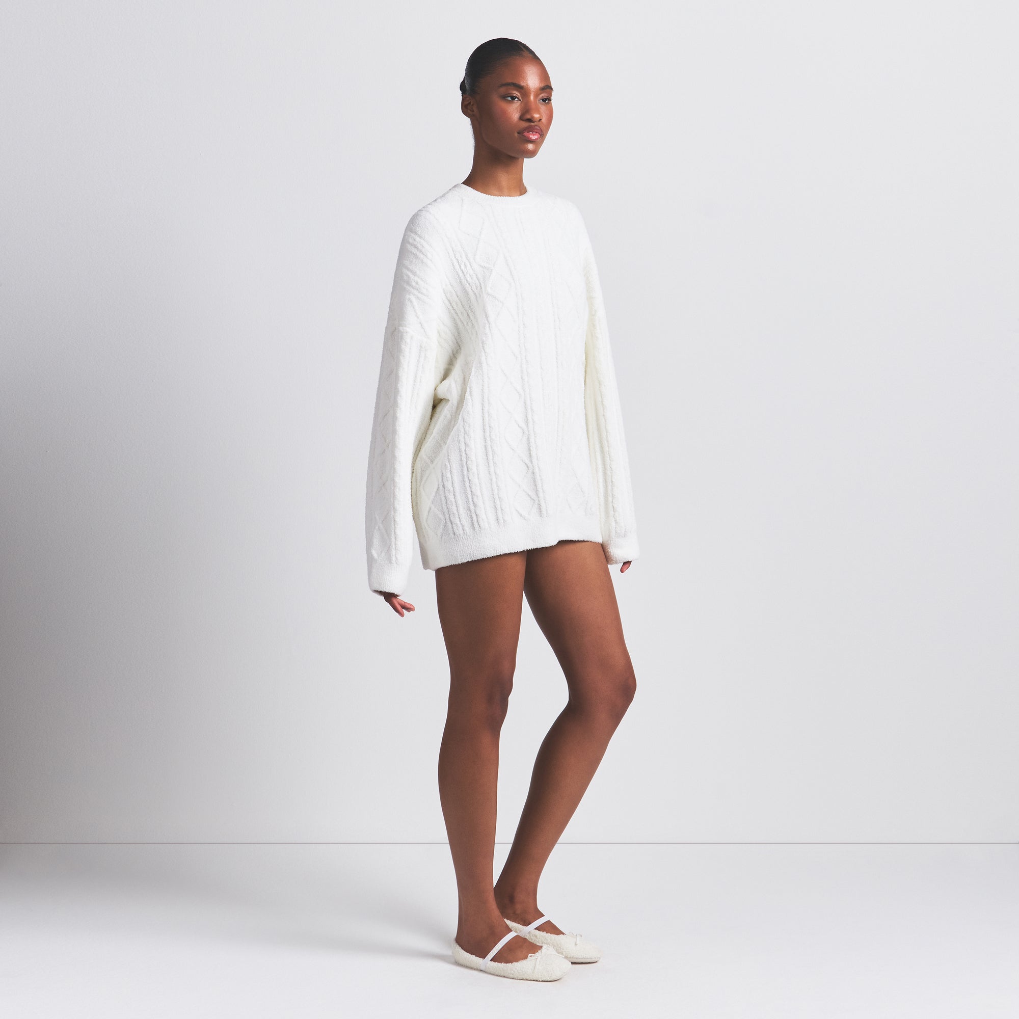 OVERSIZED CABLEKNIT CREWNECK PULLOVER - Image 3