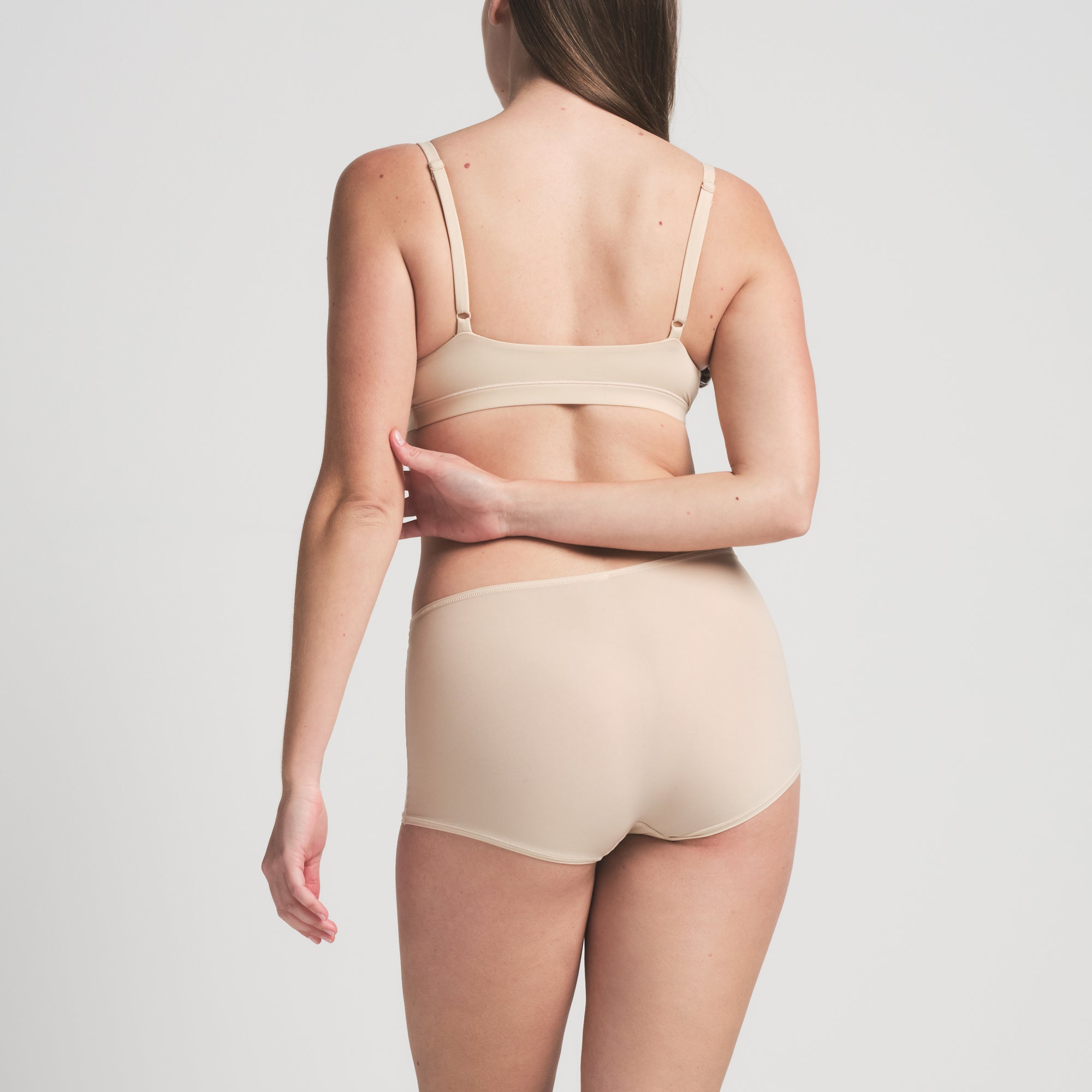 BOY SHORT - Image 3