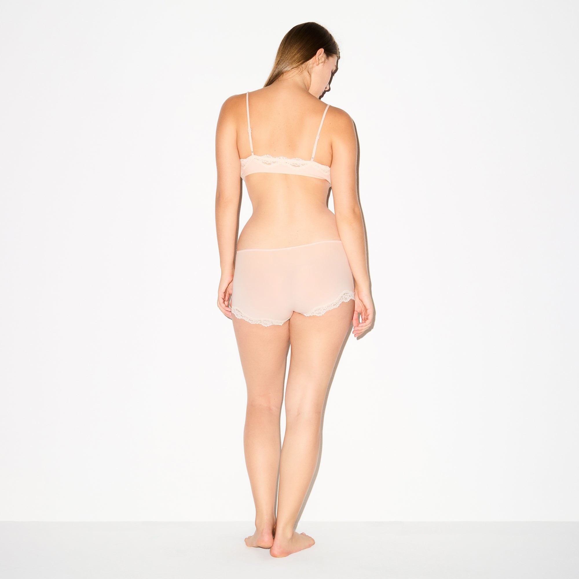 BOY SHORT - Image 4