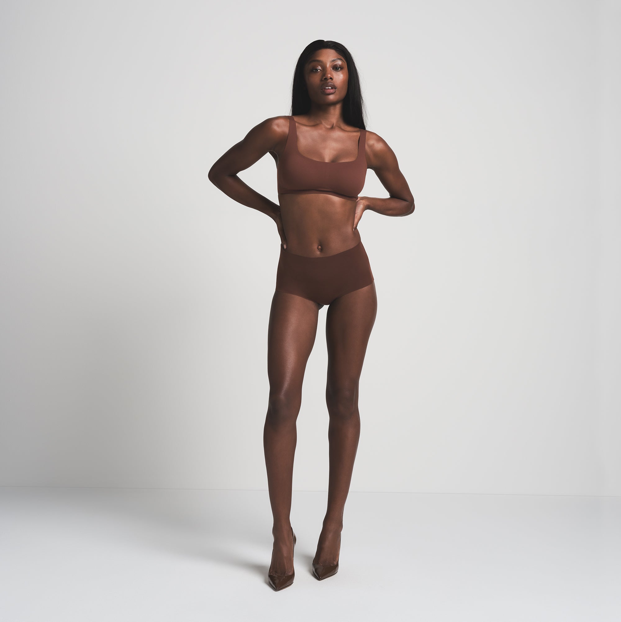 BOY SHORT
