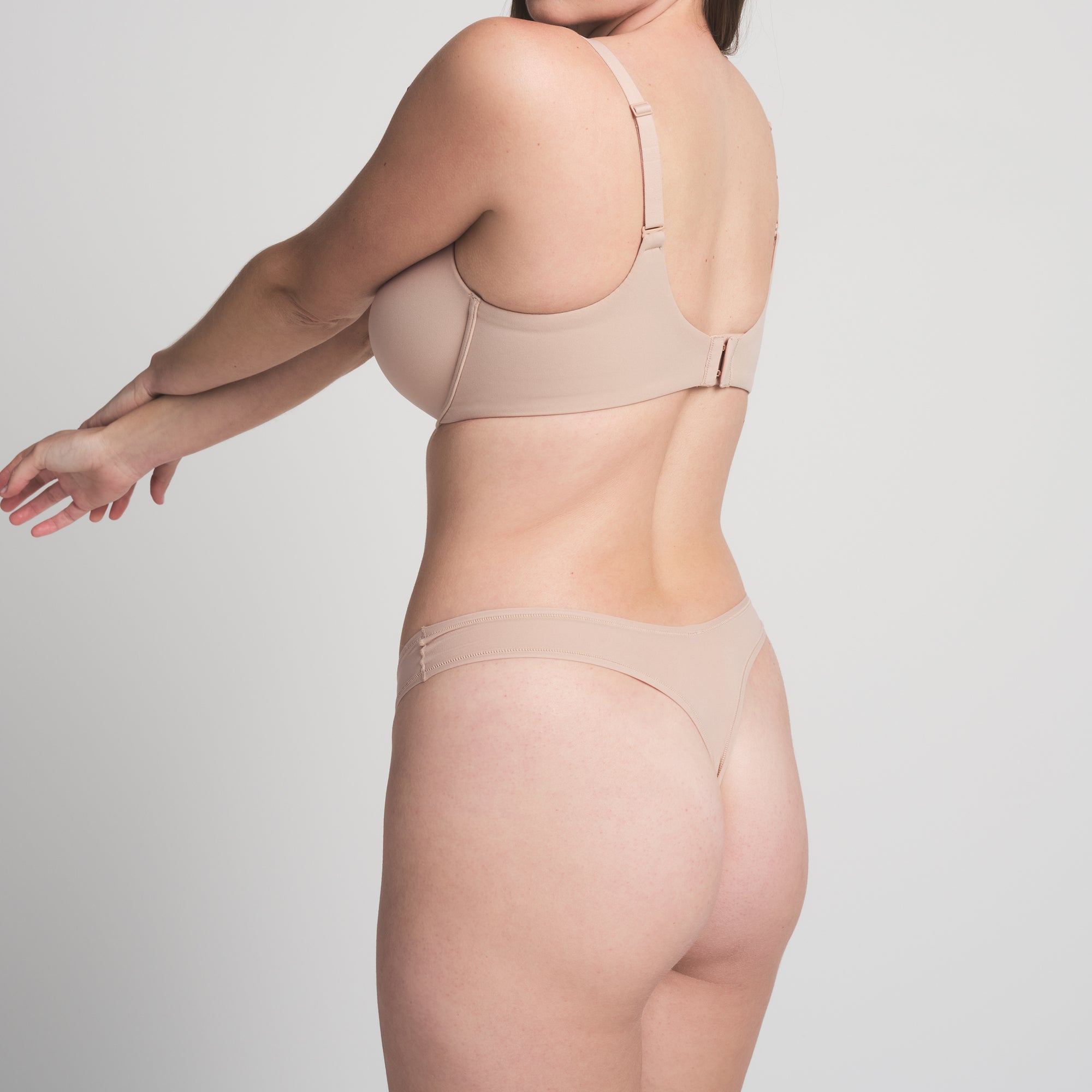DIPPED FRONT THONG - Image 3