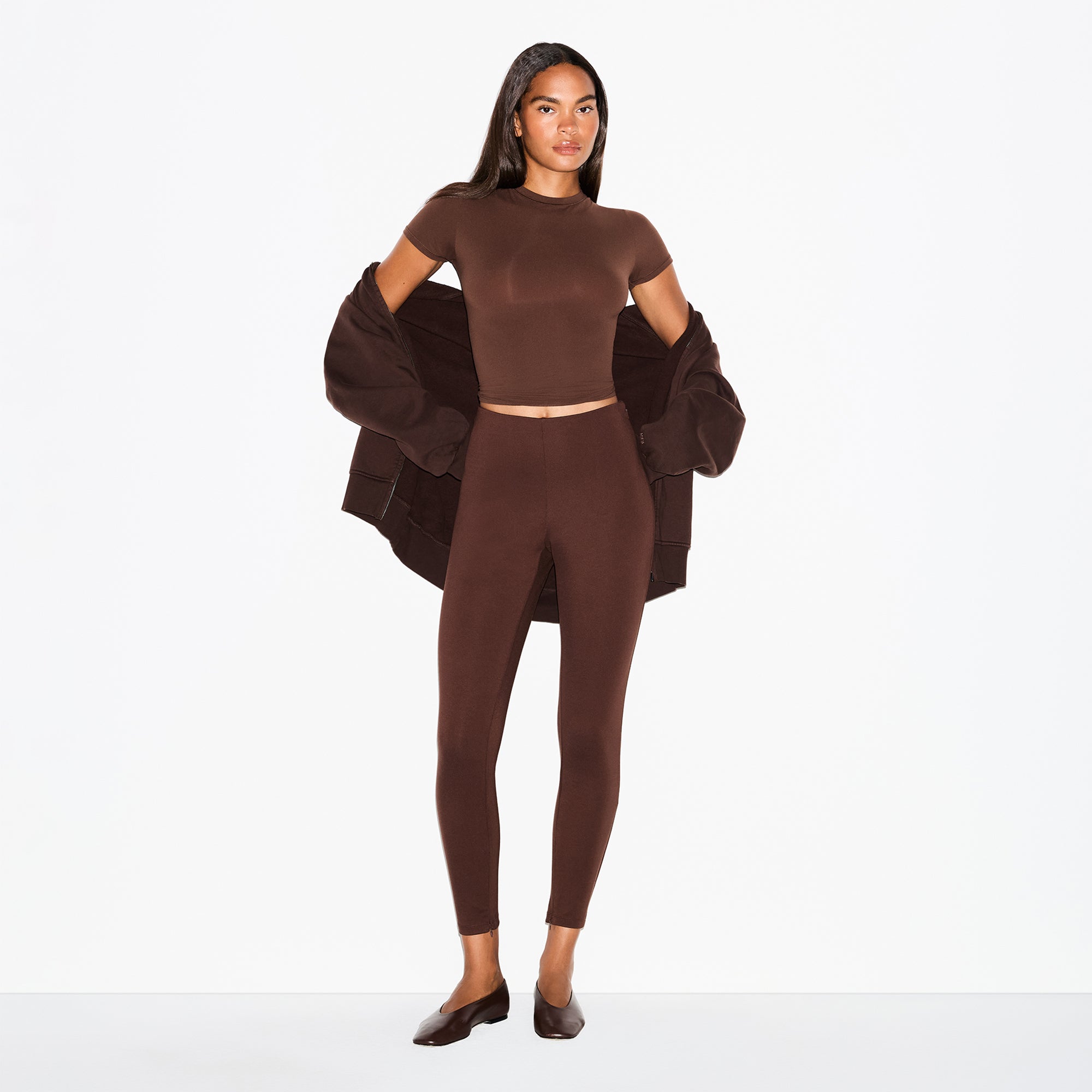 HIGH-WAISTED LEGGING