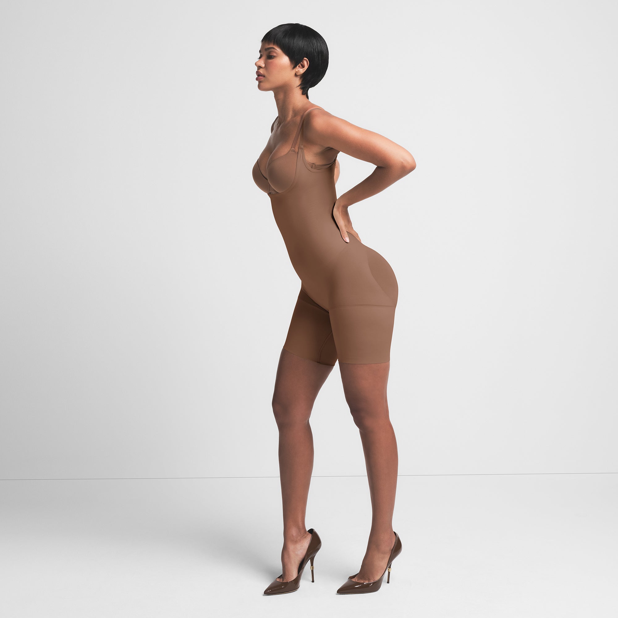 BUTT LIFTING OPEN BUST BODYSUIT - Image 3