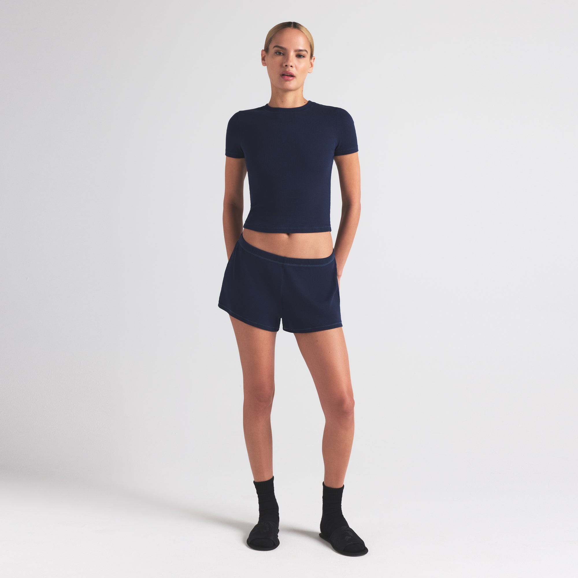 LOOSE SHORT
