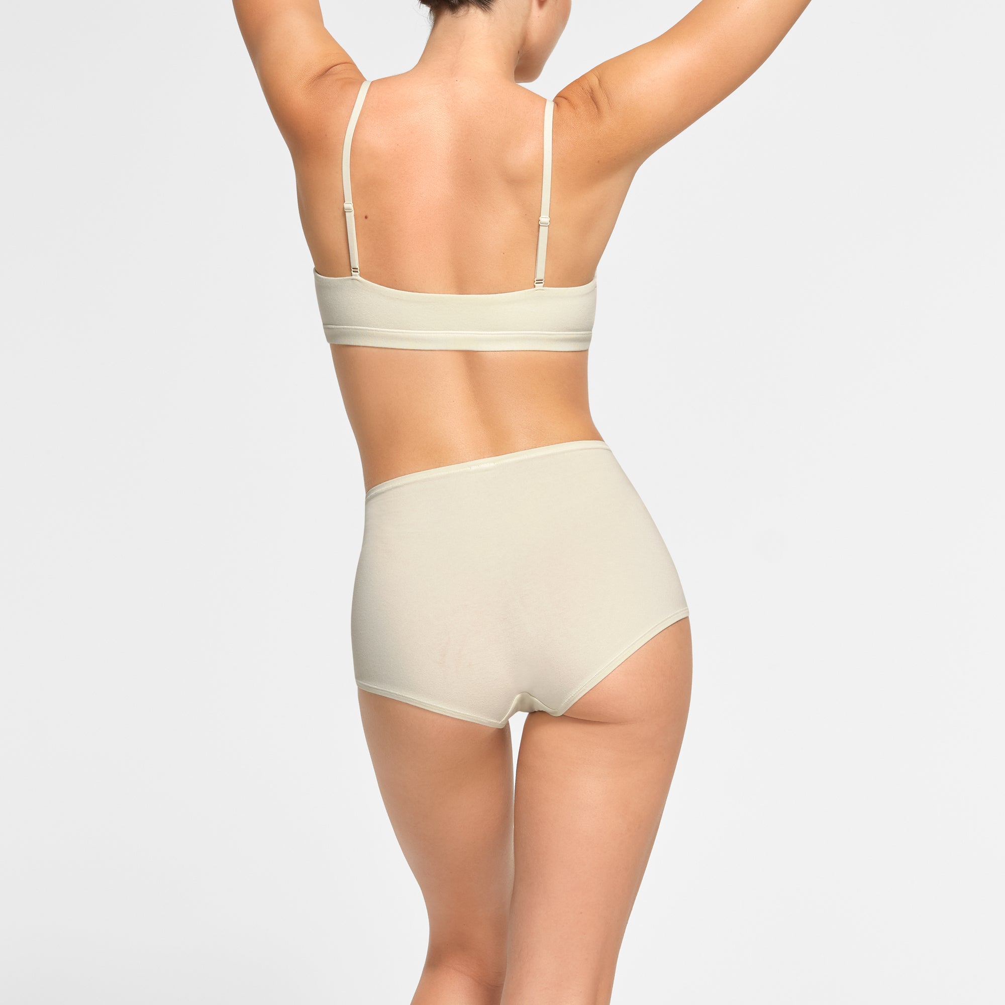 BOY SHORT - Image 3