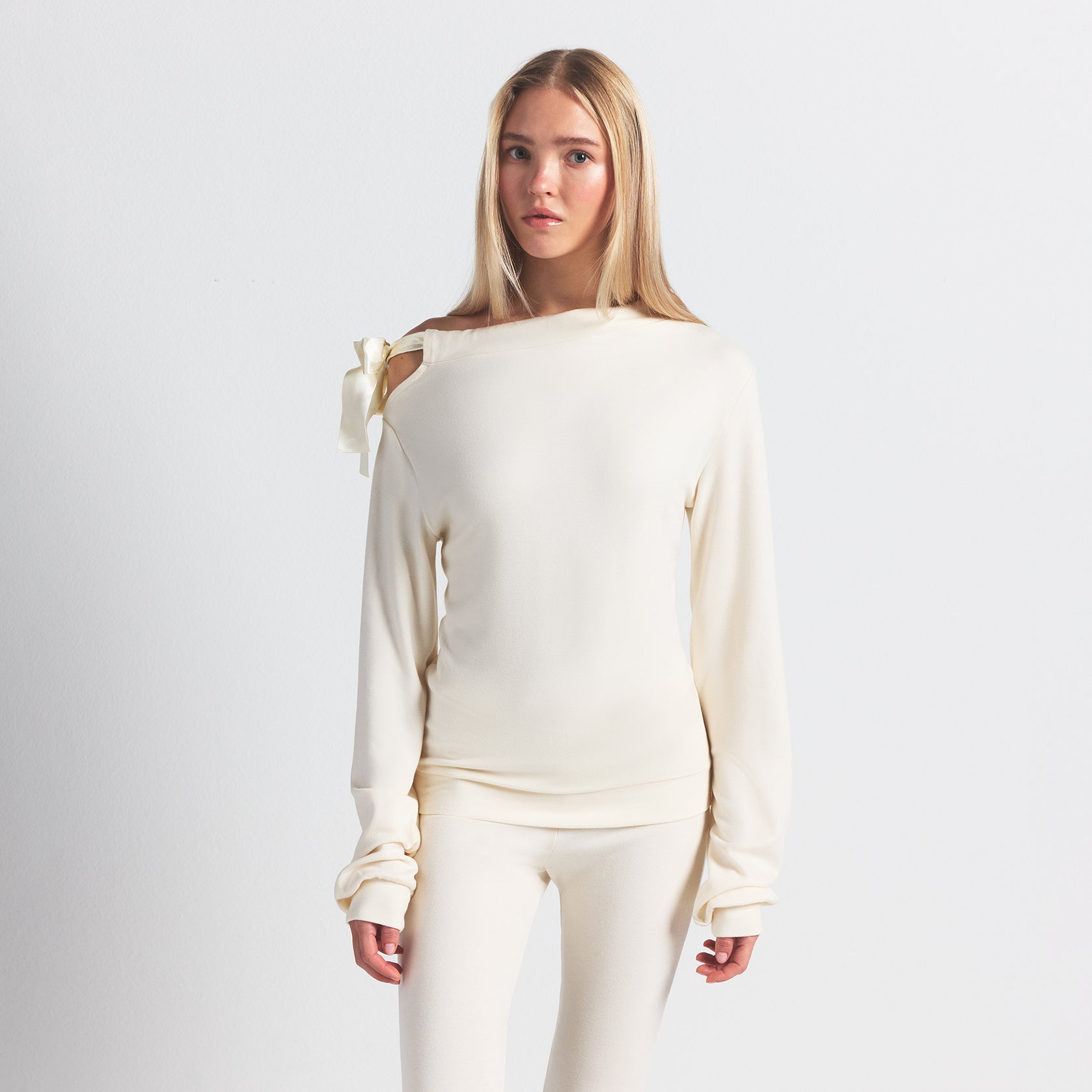 OFF THE SHOULDER TOP - Image 3