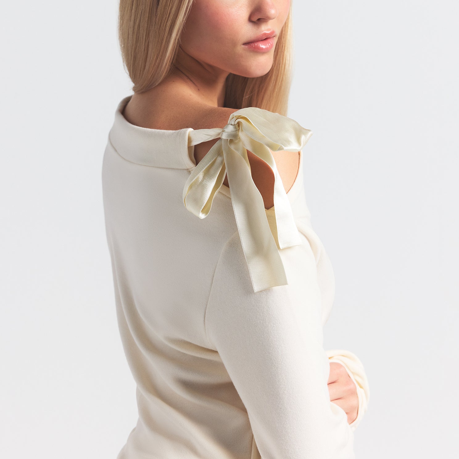 OFF THE SHOULDER TOP - Image 2
