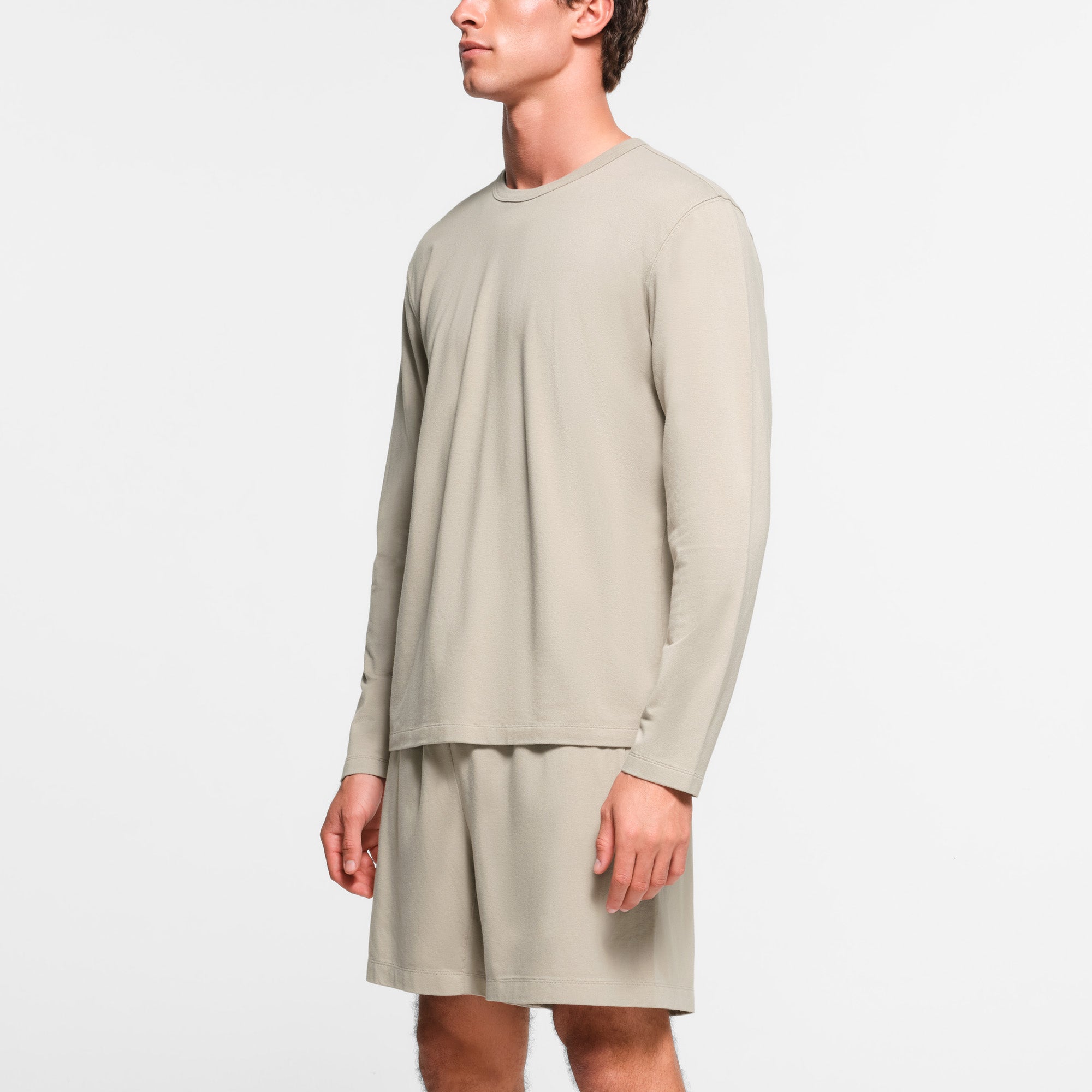 MENS RELAXED LONG SLEEVE T-SHIRT - Image 2
