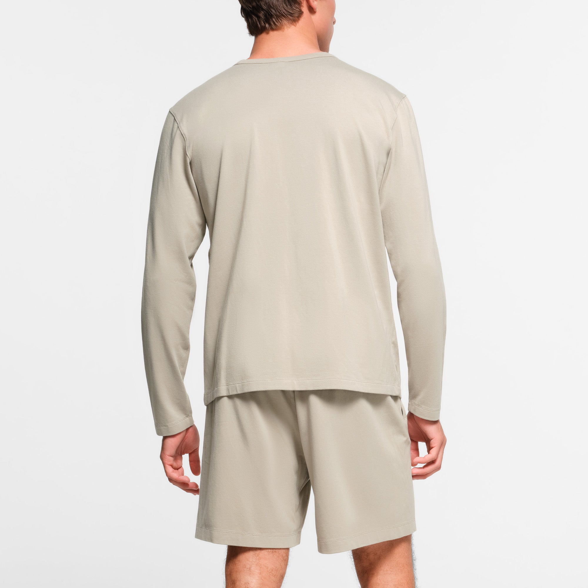 MENS RELAXED LONG SLEEVE T-SHIRT - Image 3