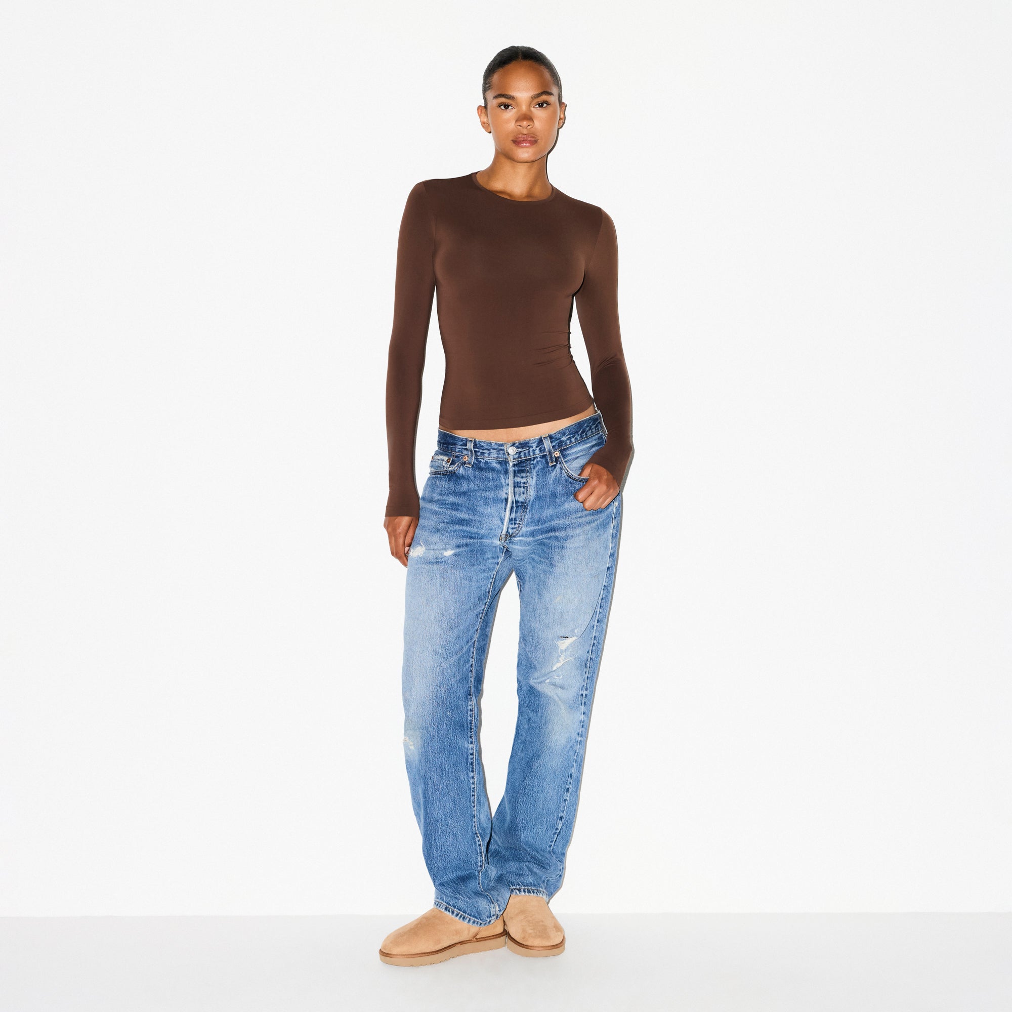 LONG SLEEVE T-SHIRT