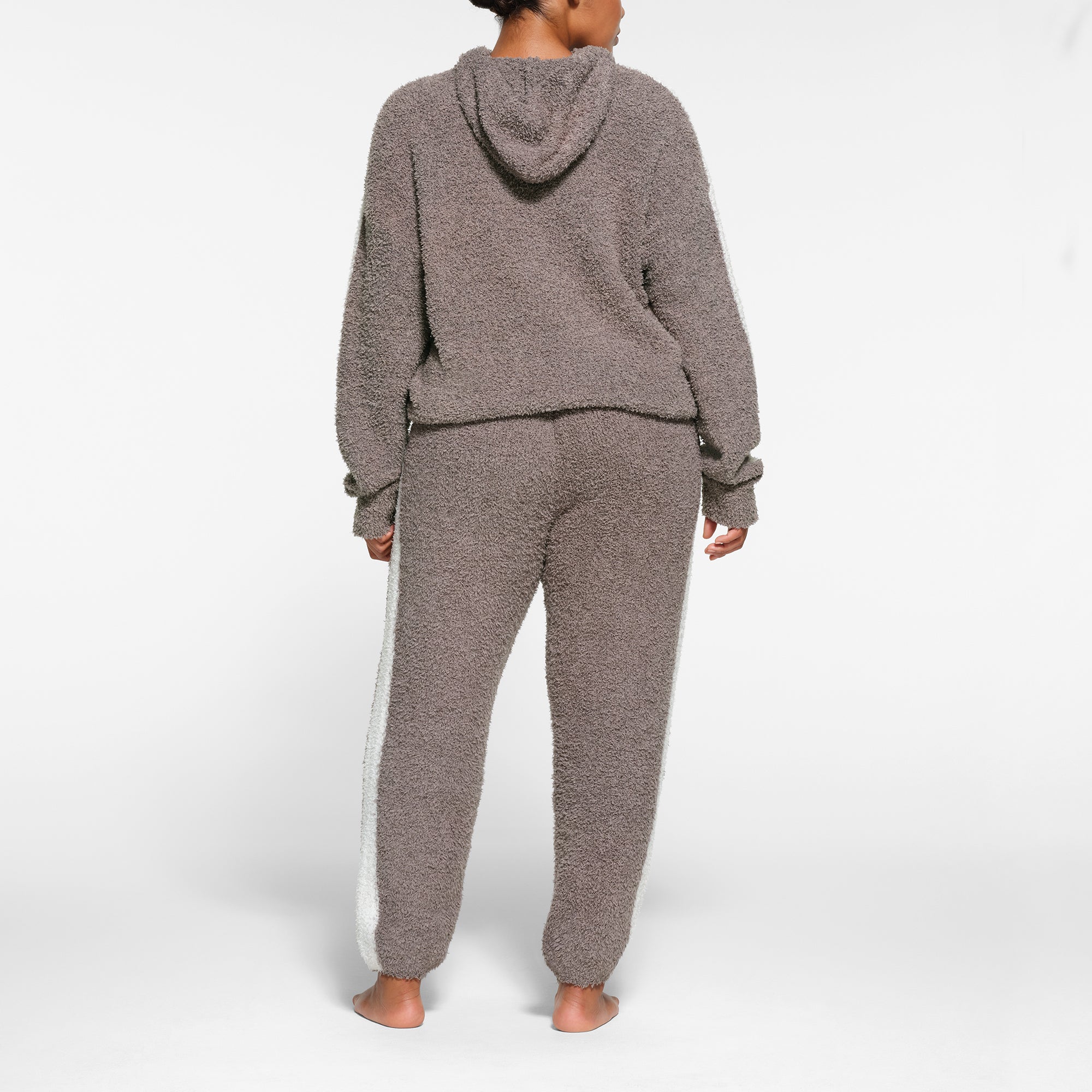 KNIT UNISEX HOODIE - Image 3