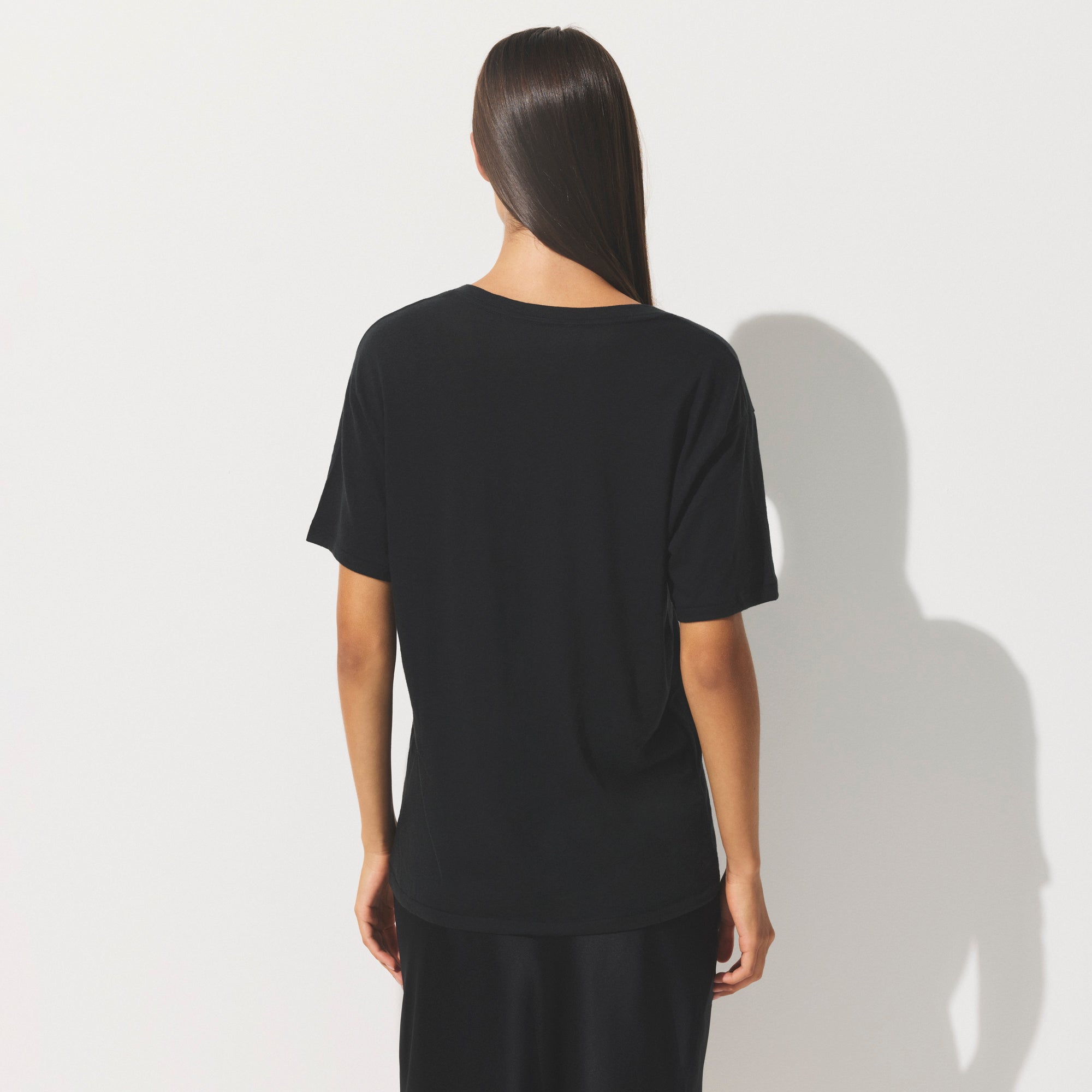 V-NECK T-SHIRT - Image 3