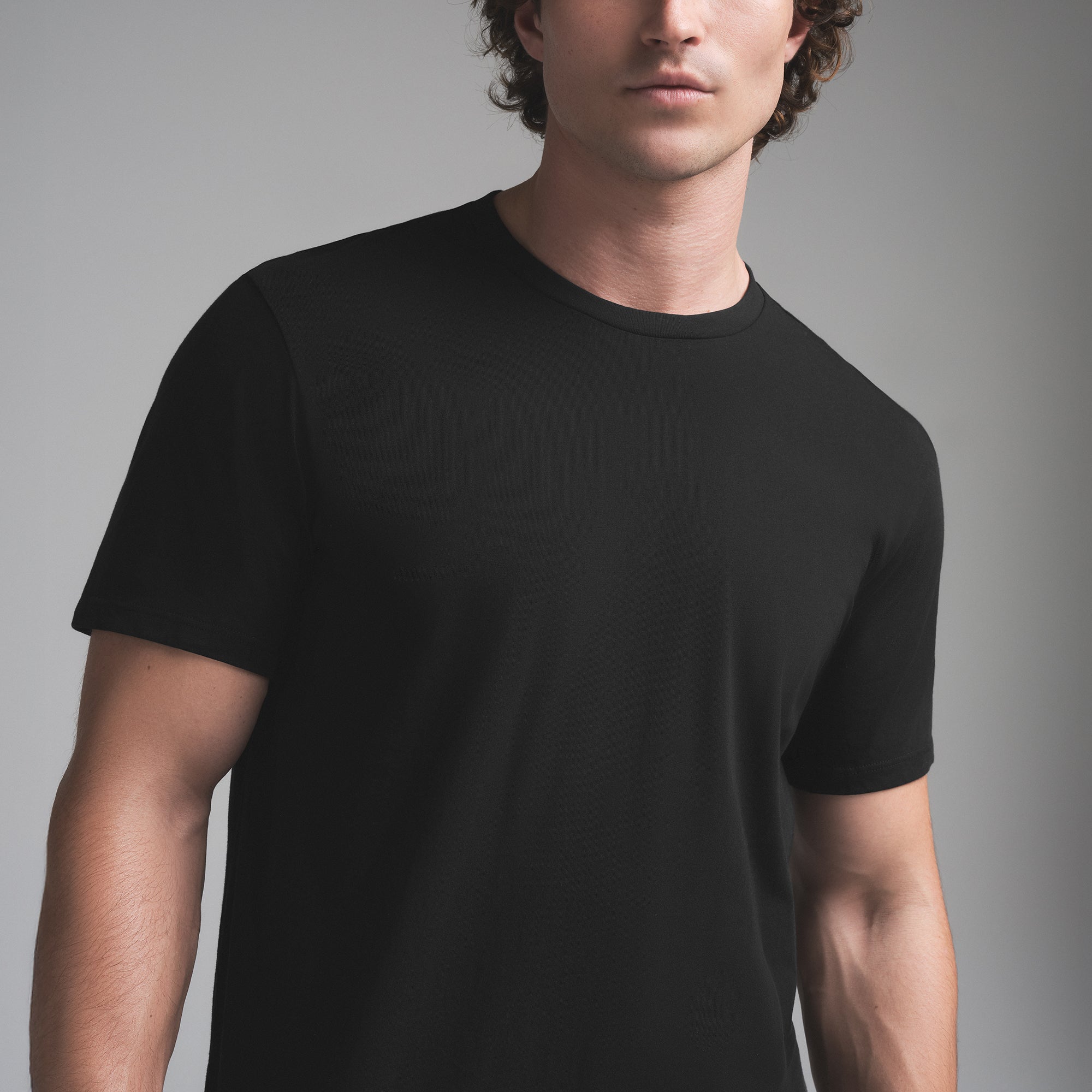 MENS CLASSIC T-SHIRT - Image 2