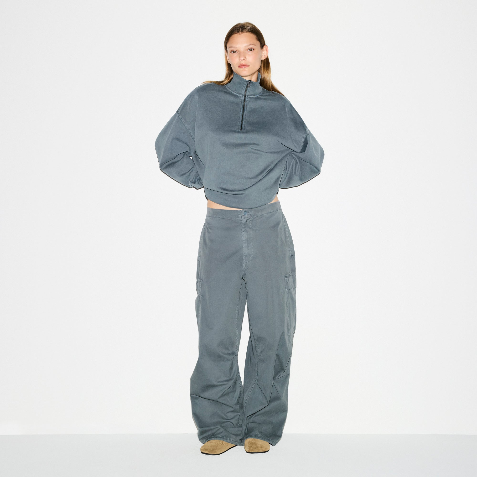 WOVEN OVERSIZED CARGO PANT - Image 4