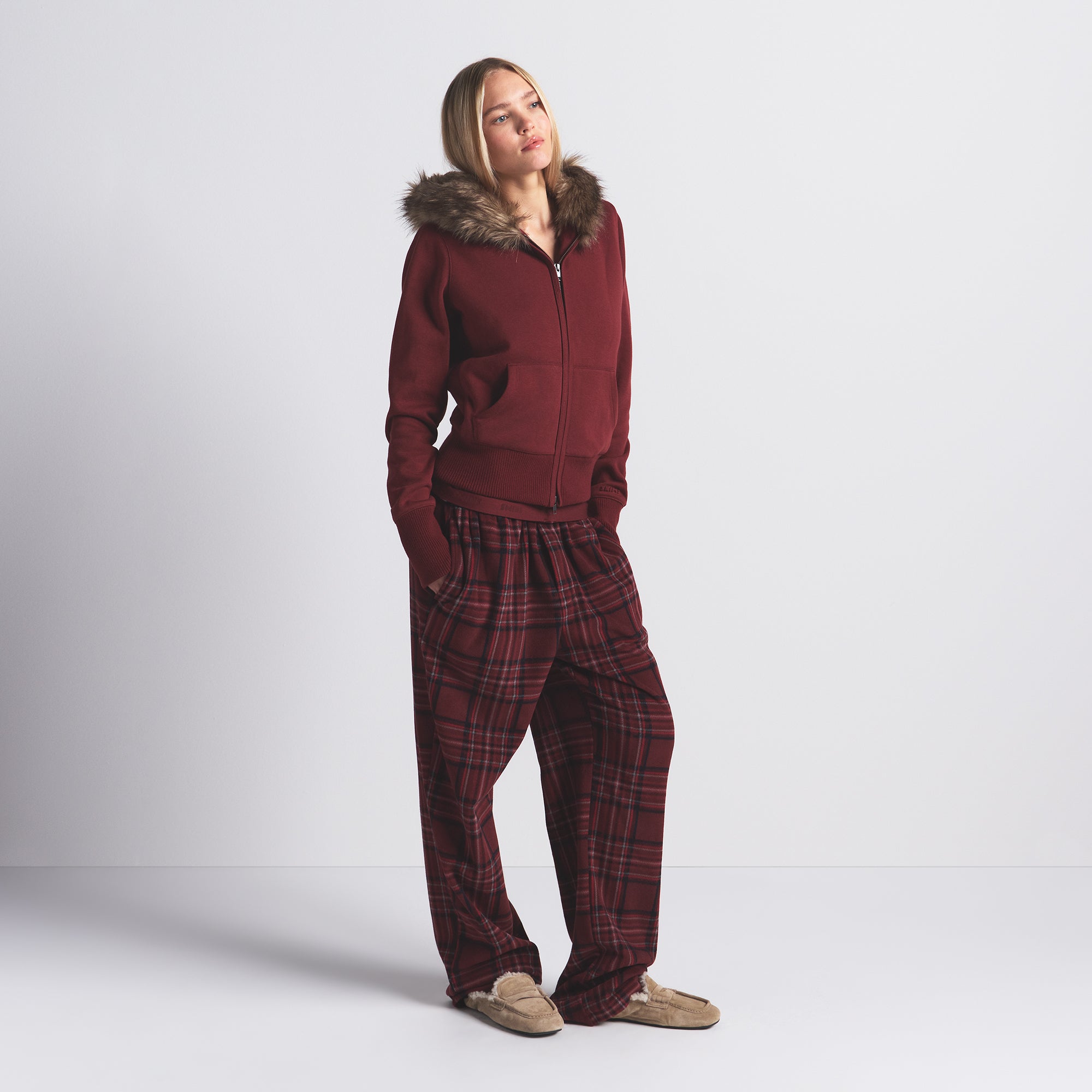 FAUX FUR LINED ZIP UP HOODIE - Image 3