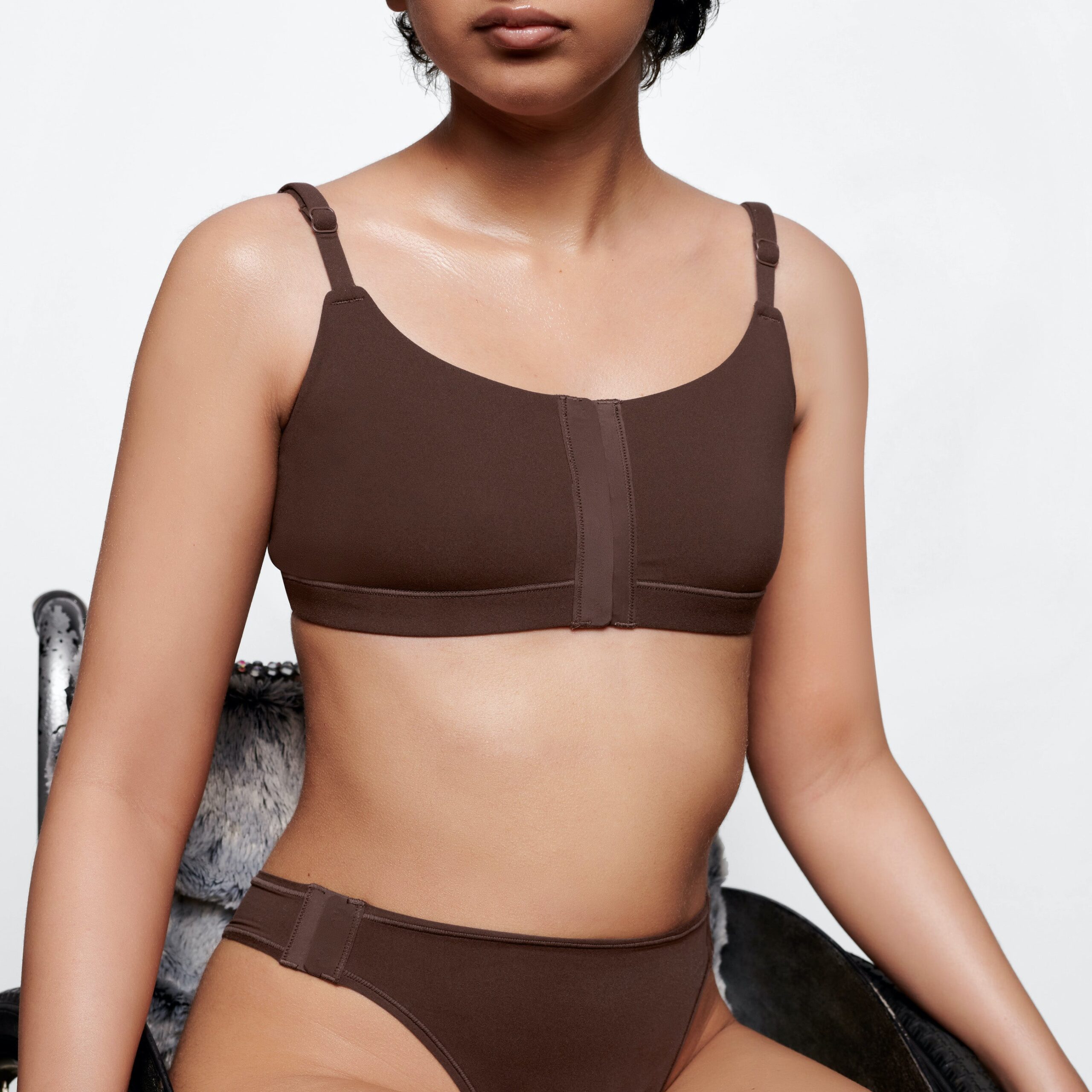 ADAPTIVE SCOOP BRALETTE - Image 3