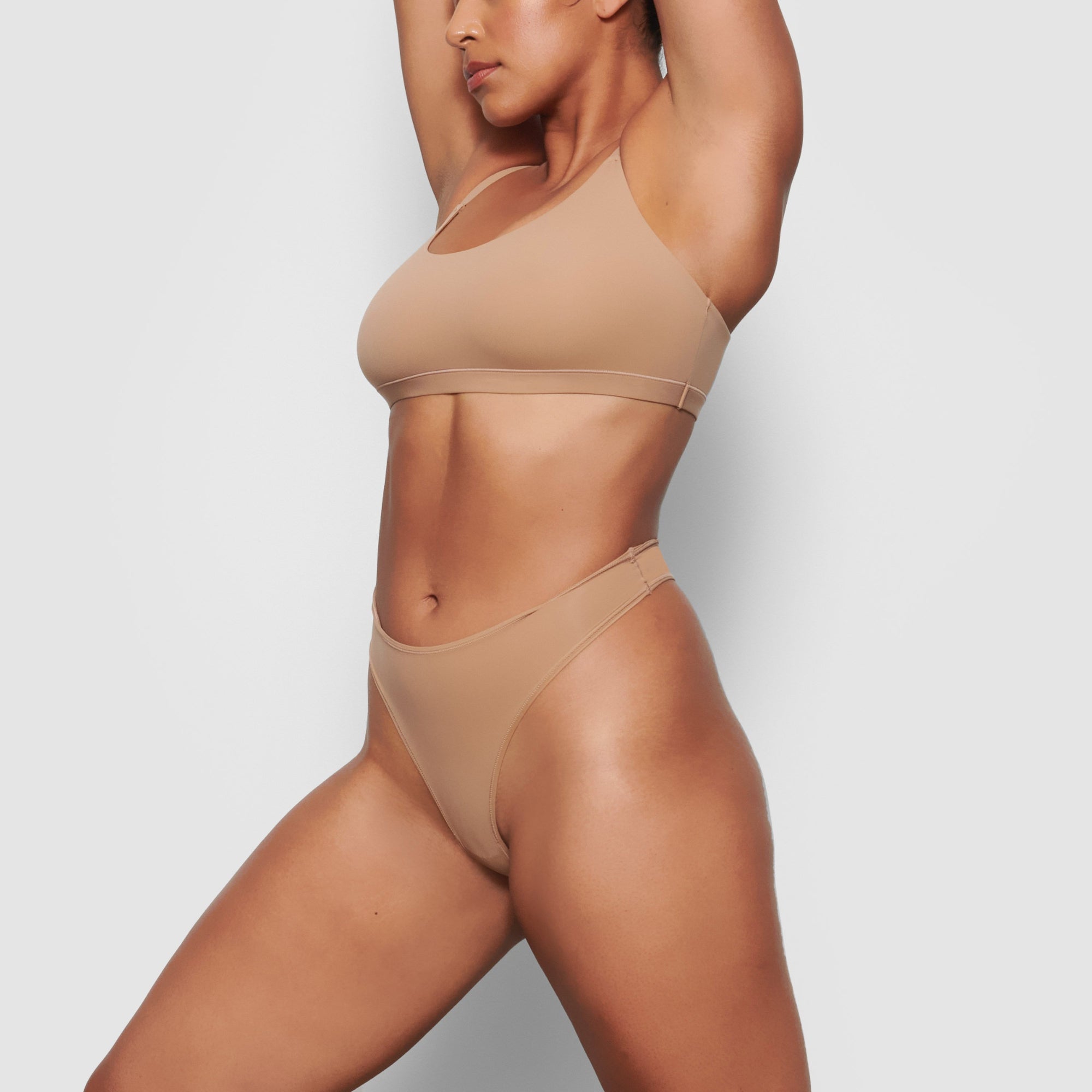 SCOOP BRALETTE - Image 2