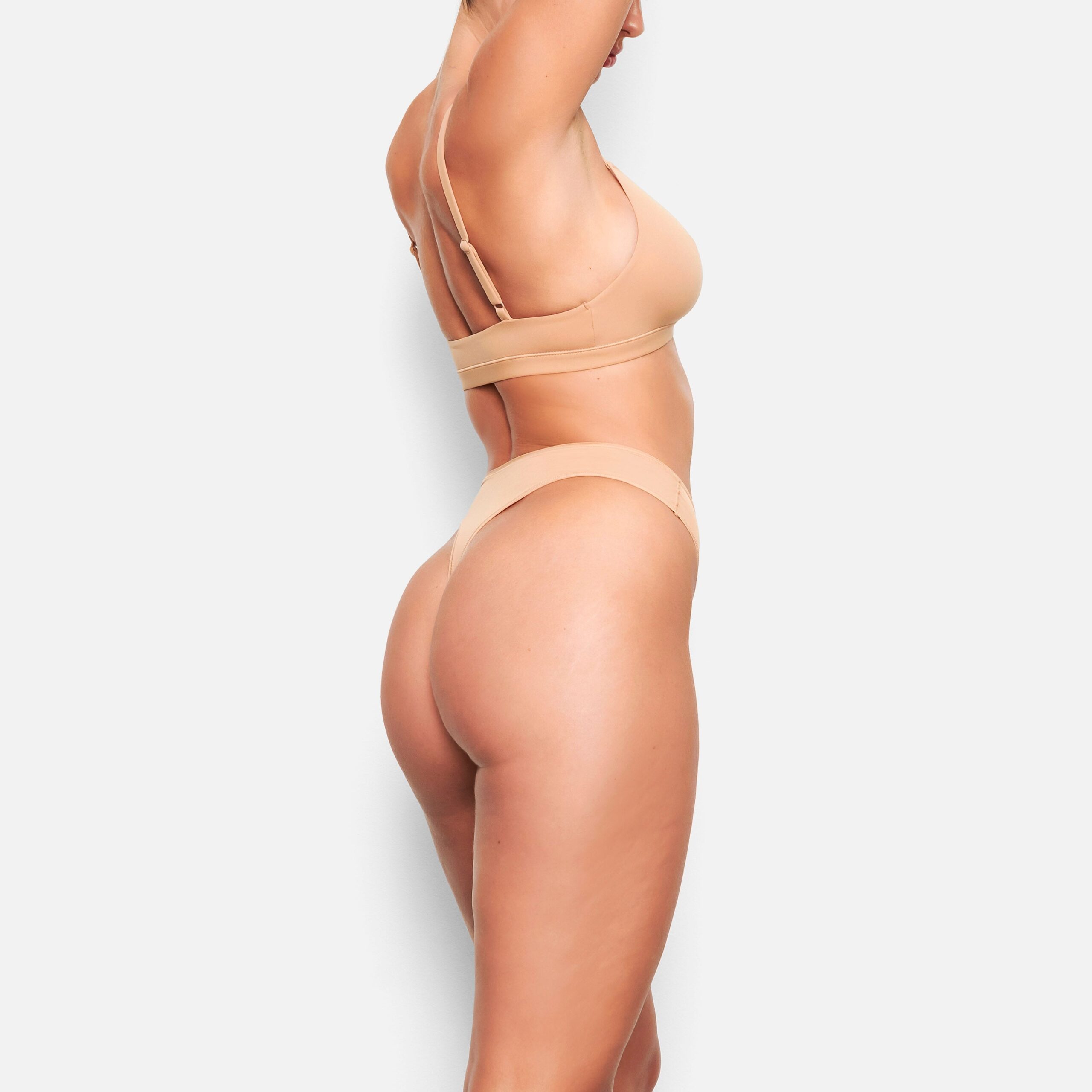TRIANGLE BRALETTE - Image 2