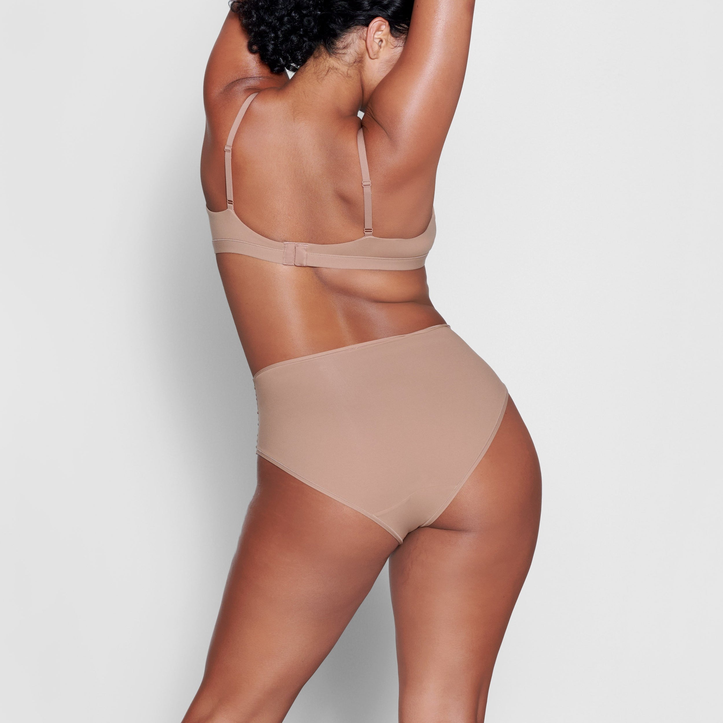 CROSSOVER BRALETTE - Image 3