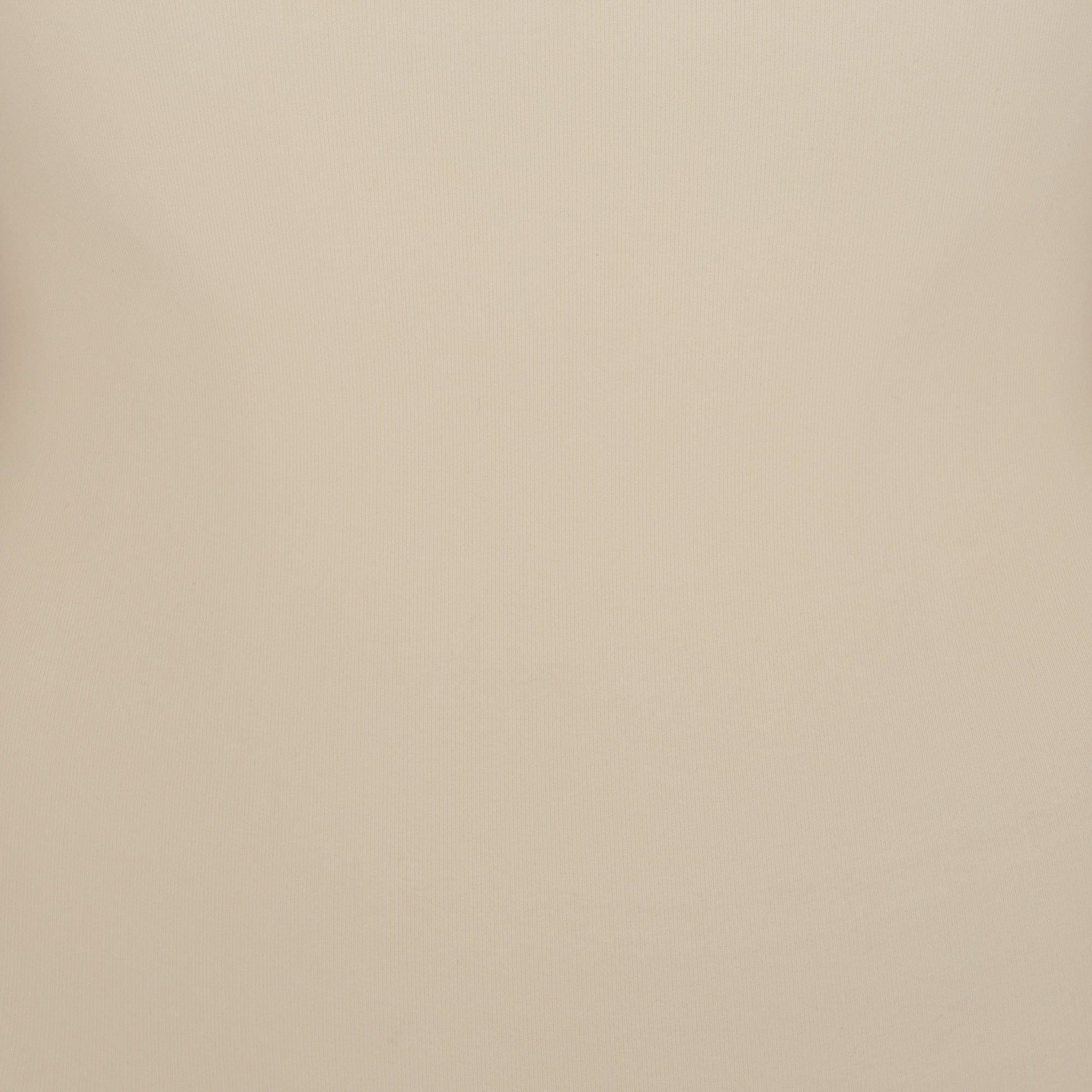 HIGH-WAISTED MID THIGH SHORT - Image 4