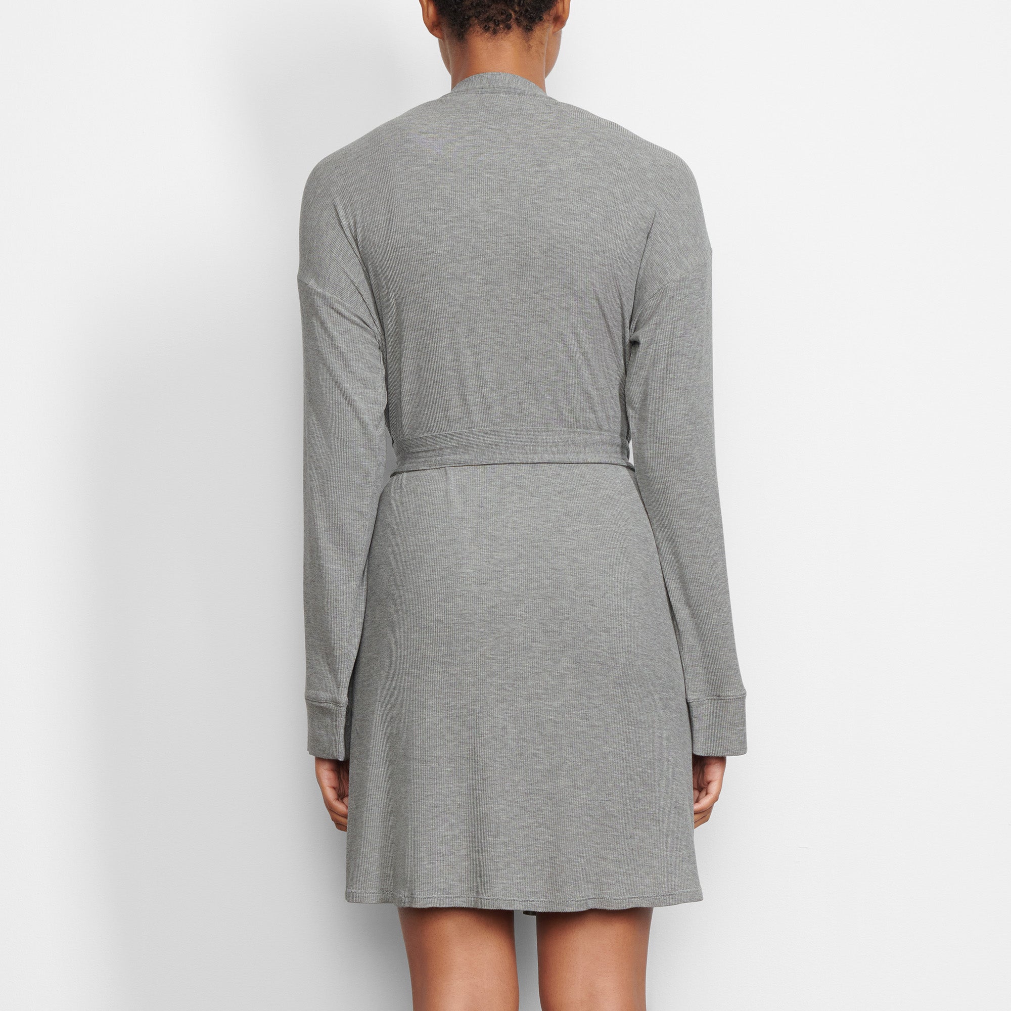 ROBE - Image 3