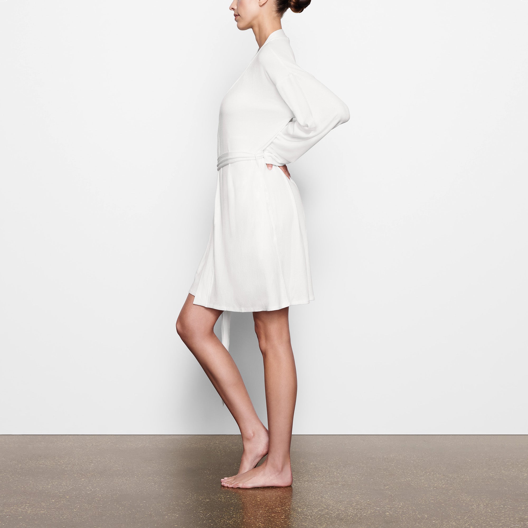 ROBE - Image 3