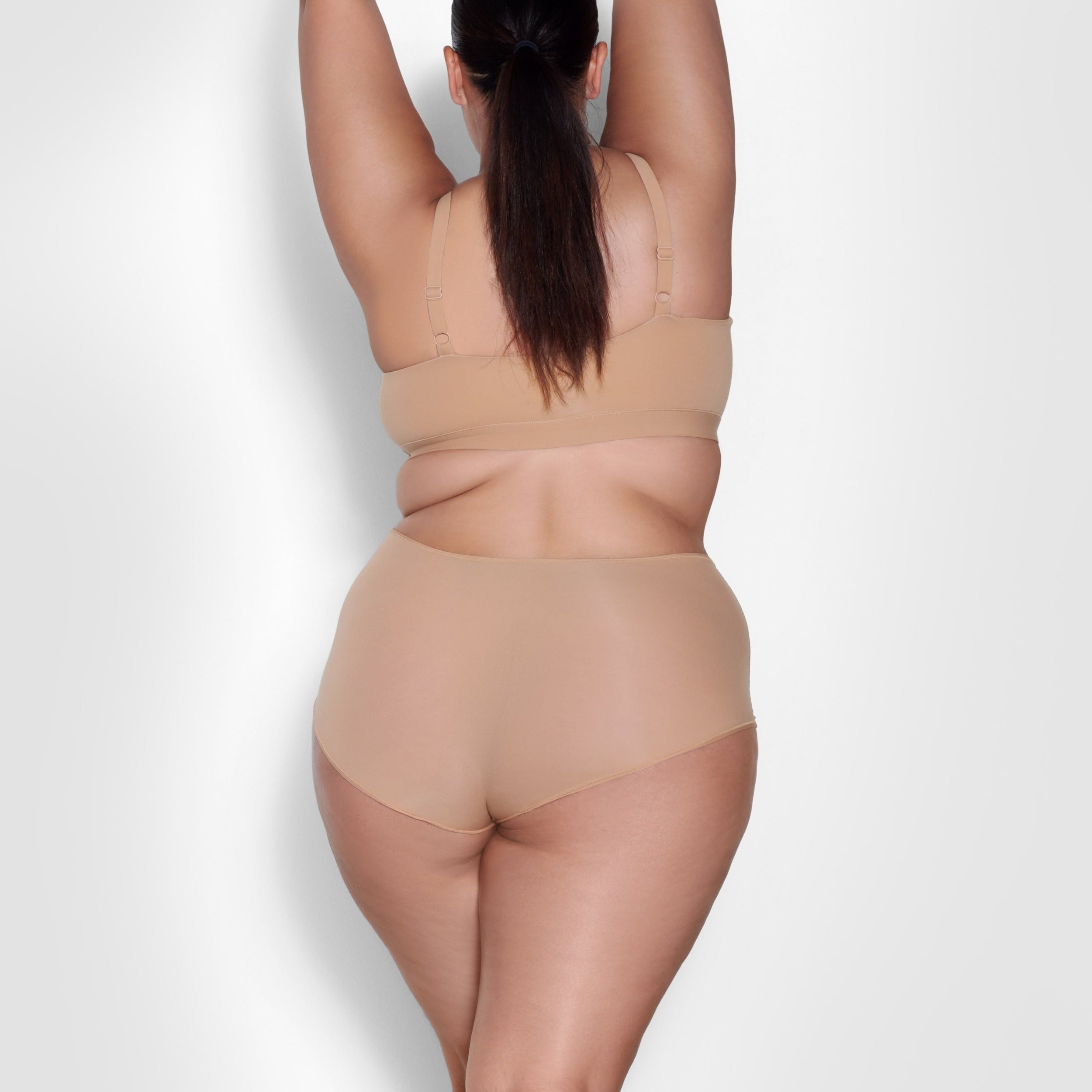BOY SHORT - Image 3