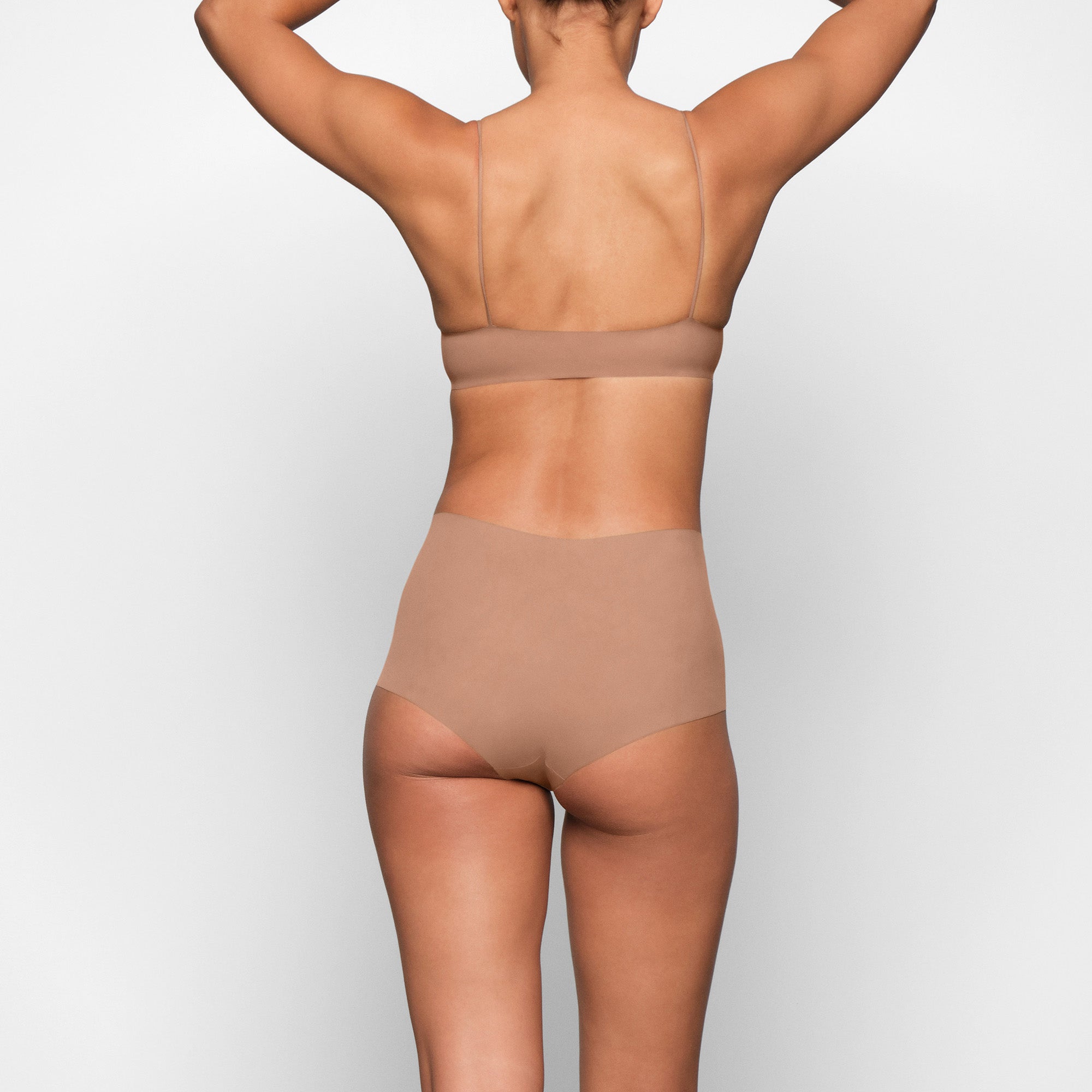 BOY SHORT - Image 3