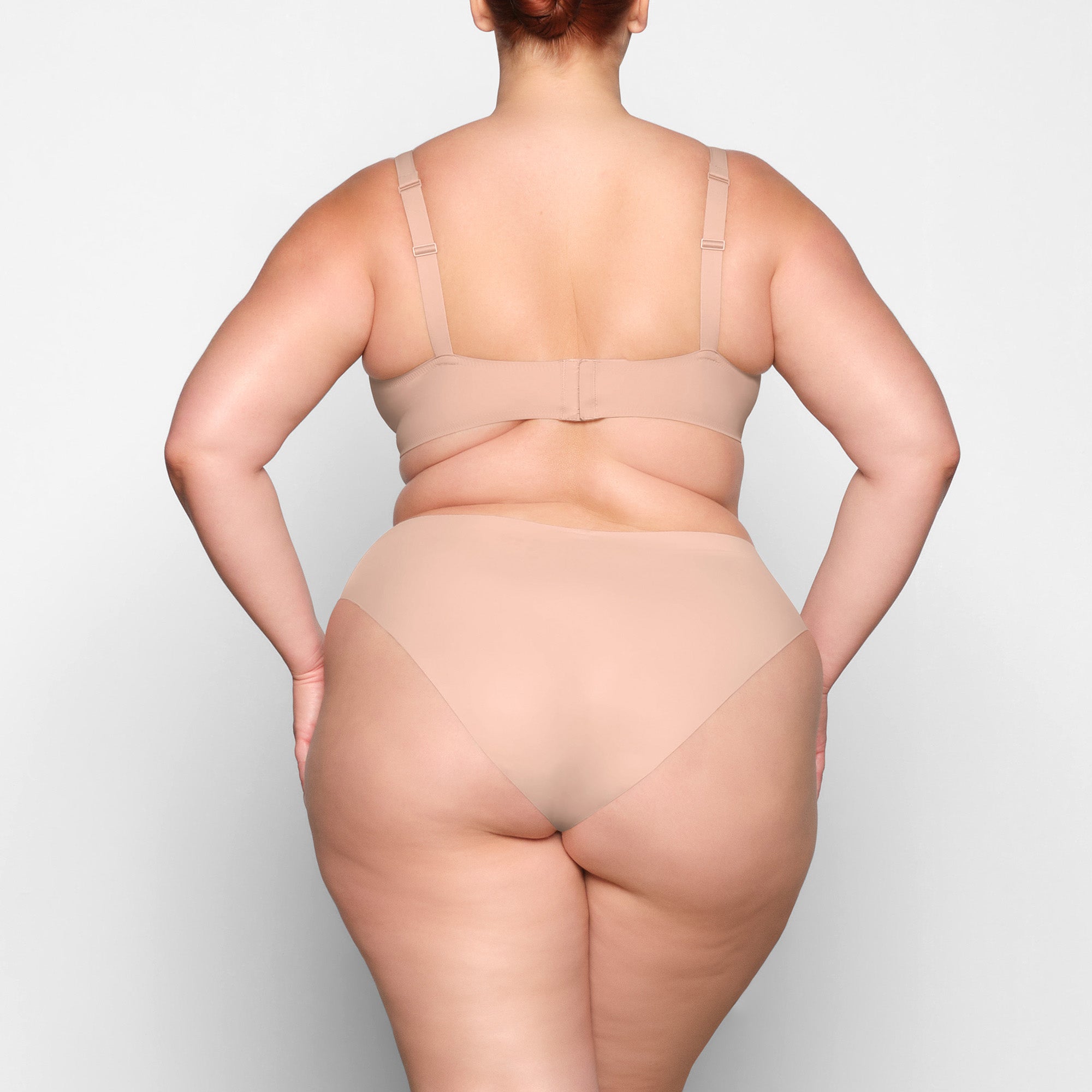 BIKINI - Image 3