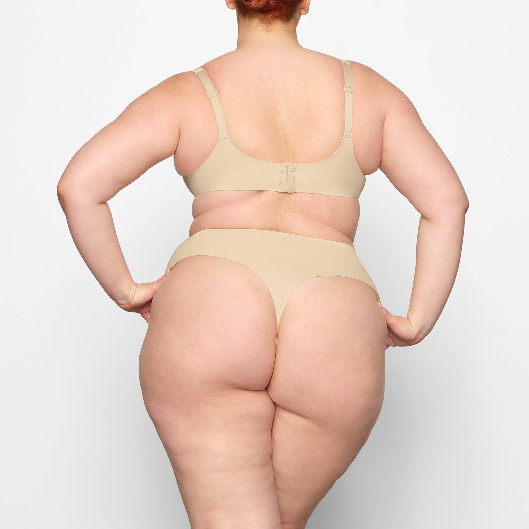 HIGH-WAISTED THONG - Image 3